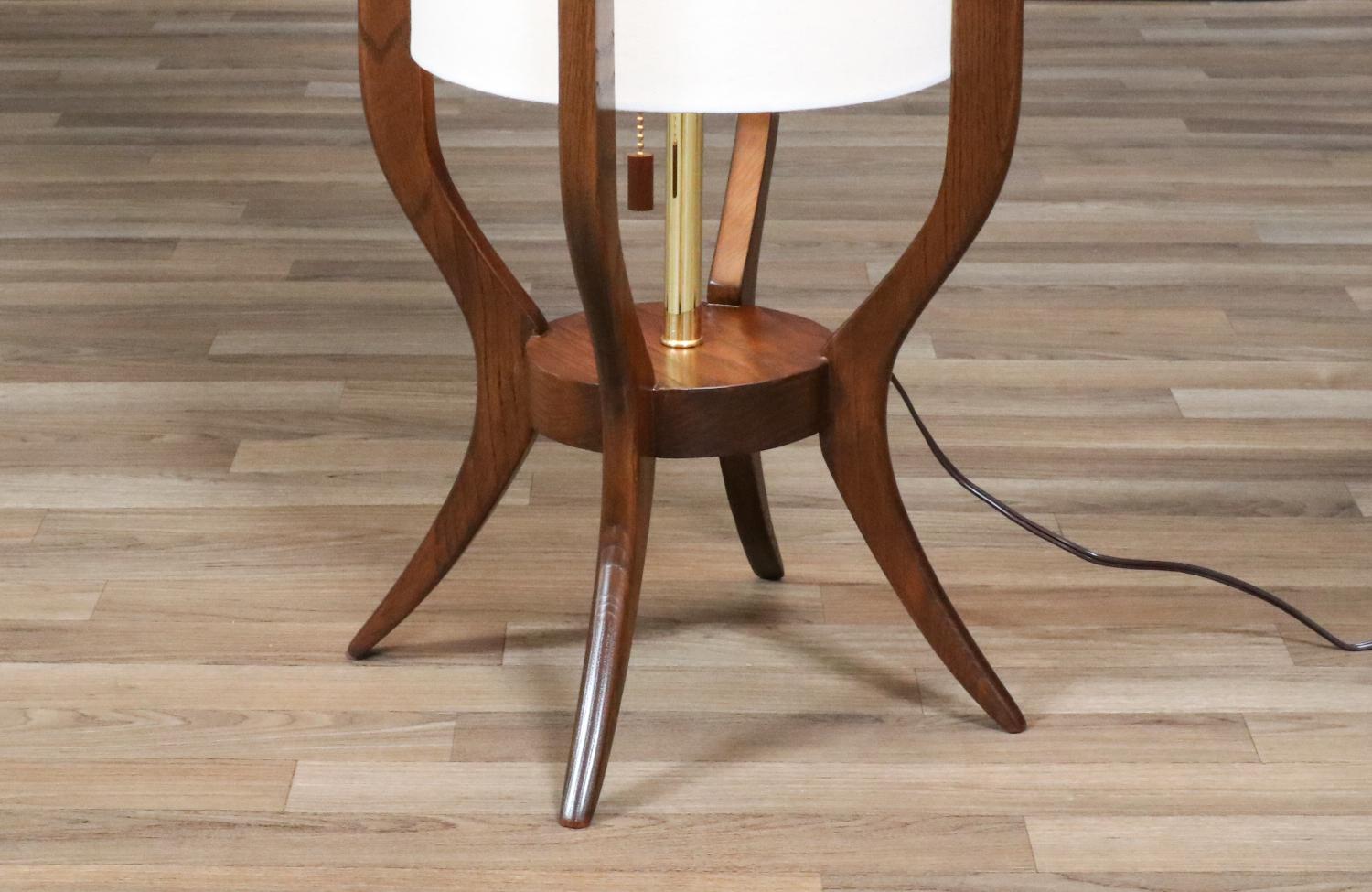 Expertly Restored - Mid-Century Modern Floor Lamp by Roller Lamp Co. im Angebot 2