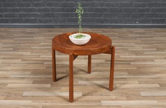 Expertly Restored - Mid-Century Modern Reversible Tray Top Side Table by Dux