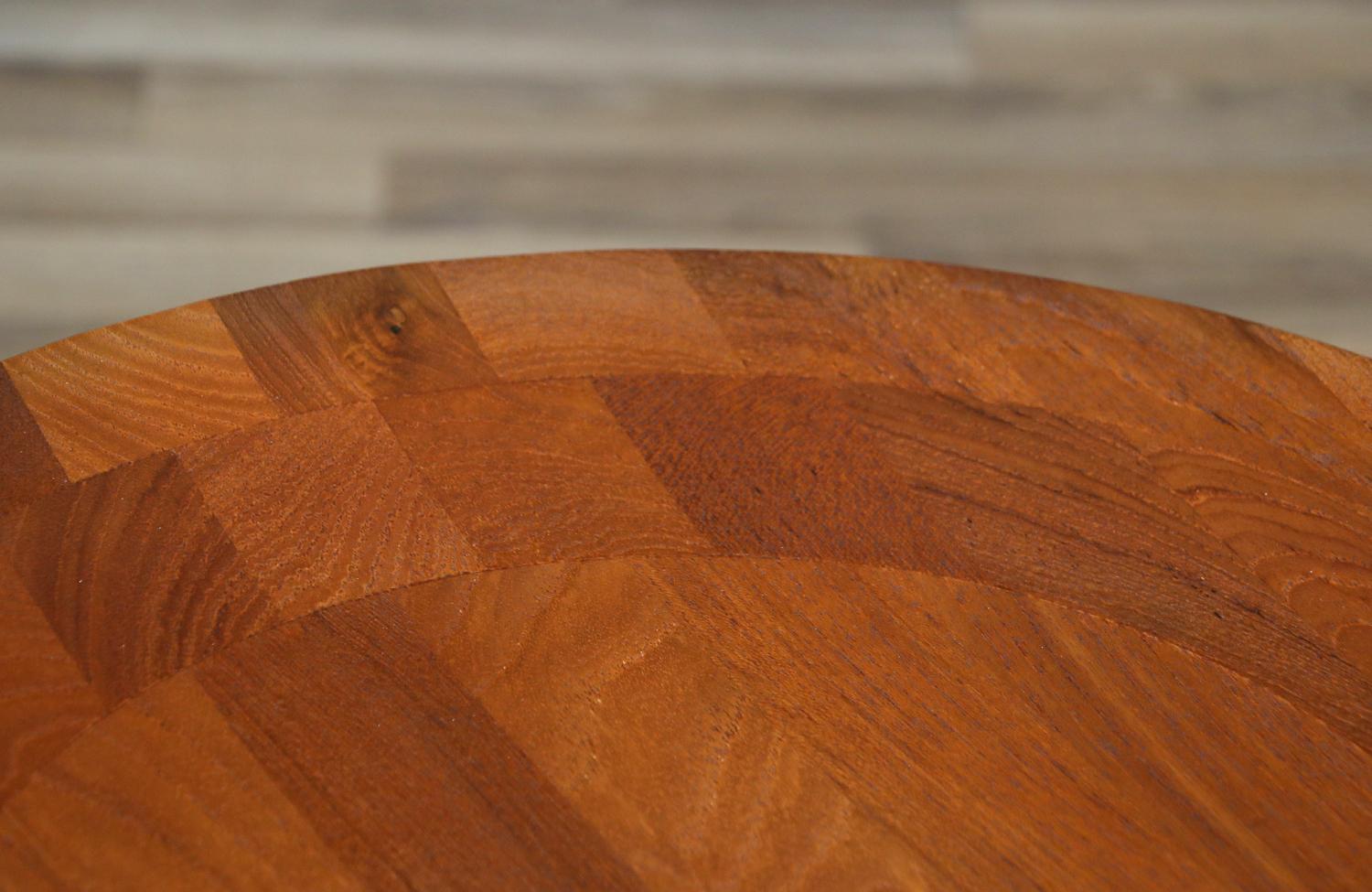 Wood Expertly Restored - Mid-Century Modern Reversible Tray Top Side Table by Dux For Sale