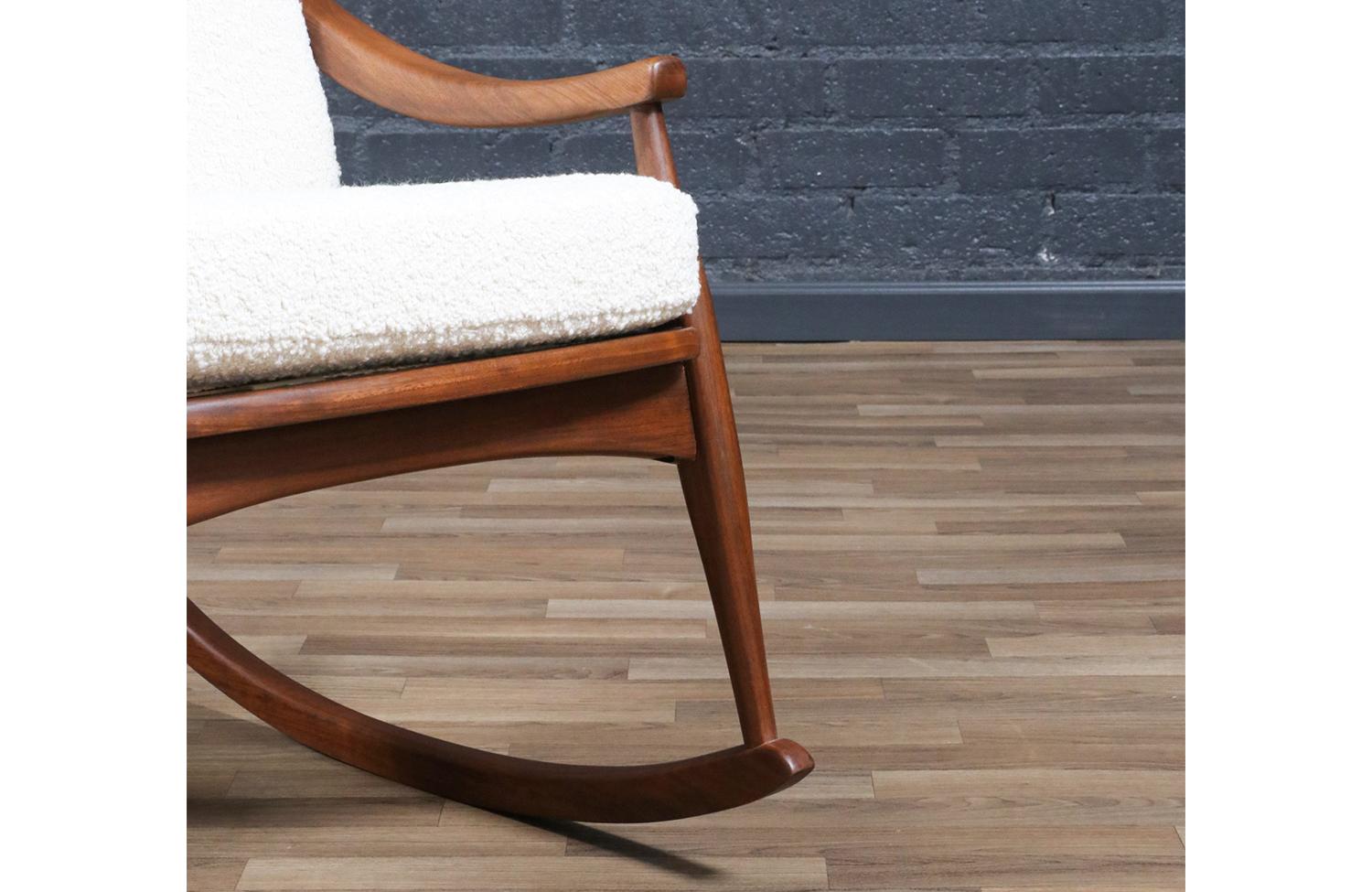 Expertly Restored - Mid-Century Modern Sculpted Walnut & Boucle Rocking Chair For Sale 5