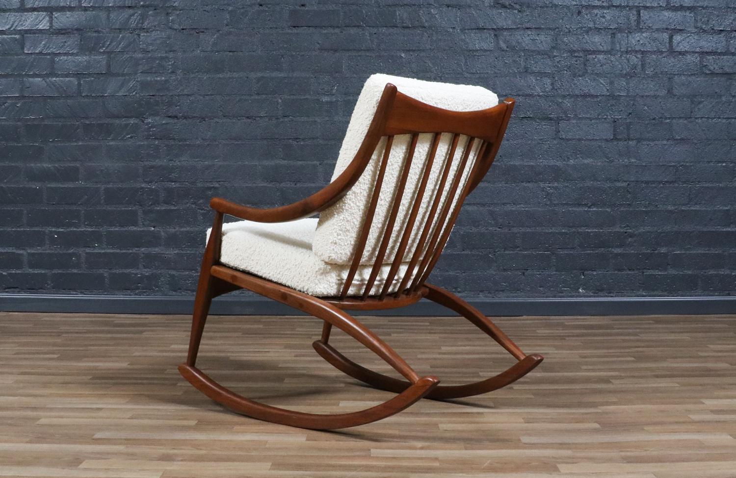 Expertly Restored - Mid-Century Modern Sculpted Walnut & Boucle Rocking Chair In Excellent Condition For Sale In Los Angeles, CA