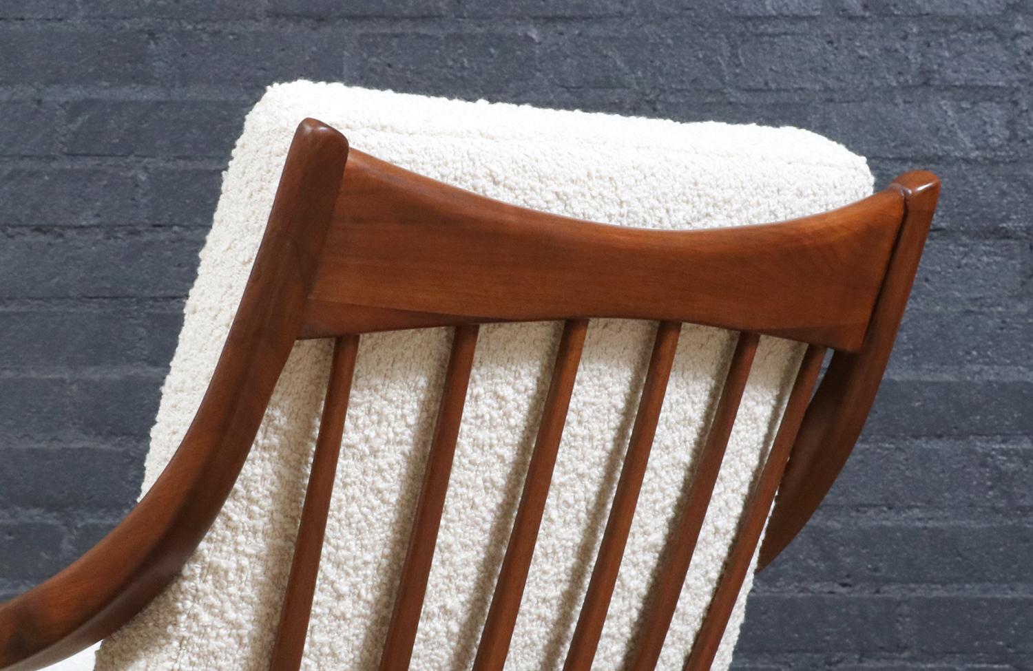 Expertly Restored - Mid-Century Modern Sculpted Walnut & Boucle Rocking Chair For Sale 3