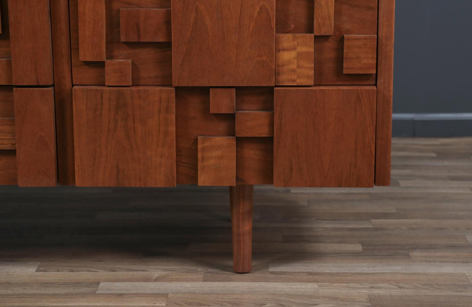 Expertly Restored - Mid-Century Modern 