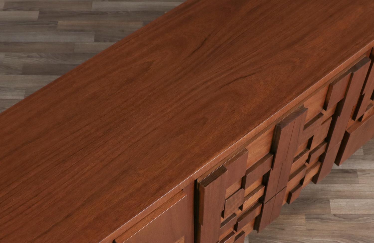 Expertly Restored - Mid-Century Modern 