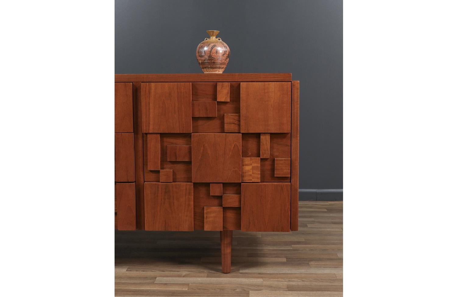 Expertly Restored - Mid-Century Modern 