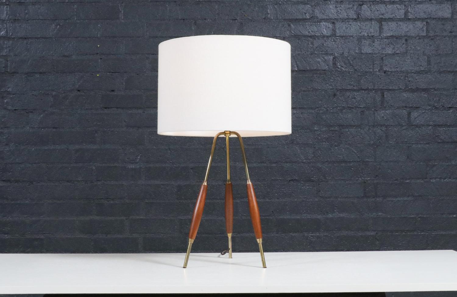 Dimensions

25.25in H x 8.50in W x 8.50in D
Shade:
10.25in H x 15.25in W x 15.25in D
________________________________________

Transforming a piece of Mid-Century Modern furniture is like bringing history back to life, and we take this journey with