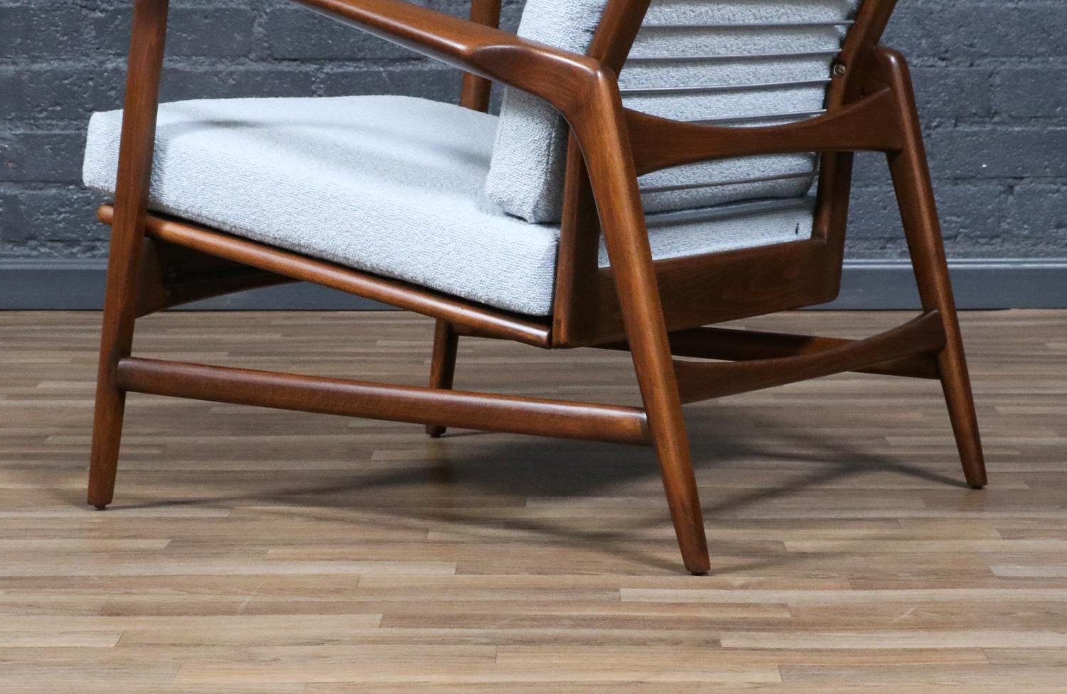 Restaurada por expertos - Silla reclinable de mediados de siglo de Ib Kofod-Larsen para S. en venta 5