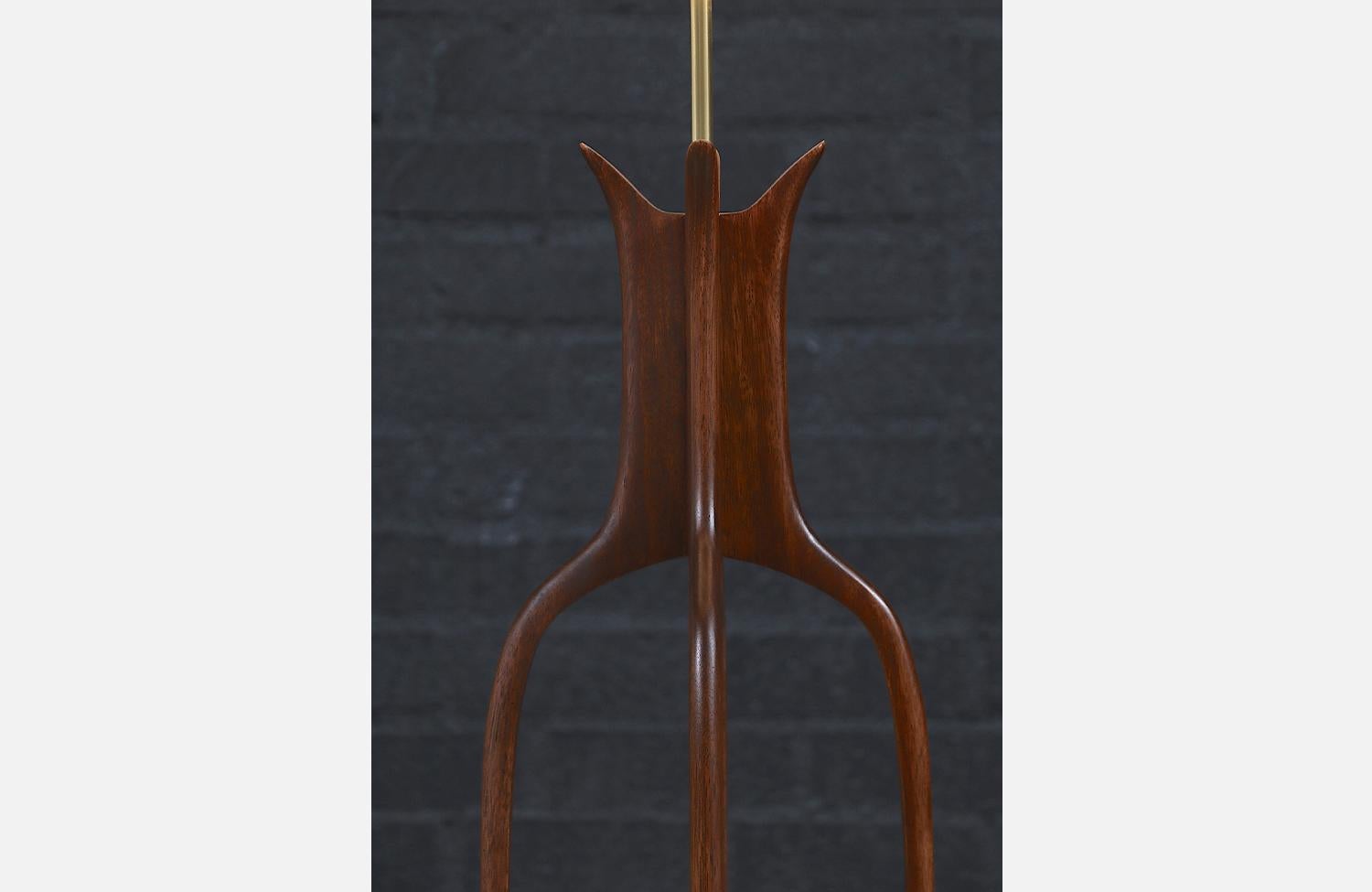 Expertly Restored - Mid-Century Sculpted Table Lamp by Jack Haywood for Modeline For Sale 1