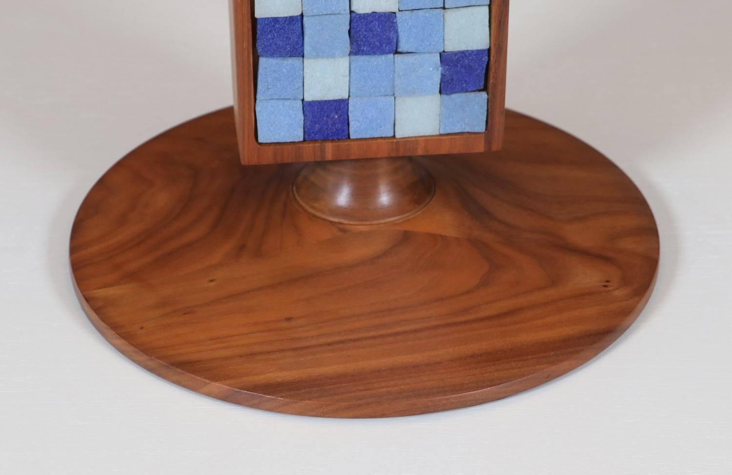 Expertly Restored - Mid-Century Sculpted Walnut Table Lamp w/ Blue Mosaic Tiles For Sale 4