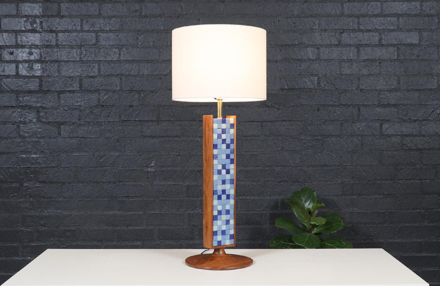 Mid-Century Modern Expertly Restored - Mid-Century Sculpted Walnut Table Lamp w/ Blue Mosaic Tiles For Sale