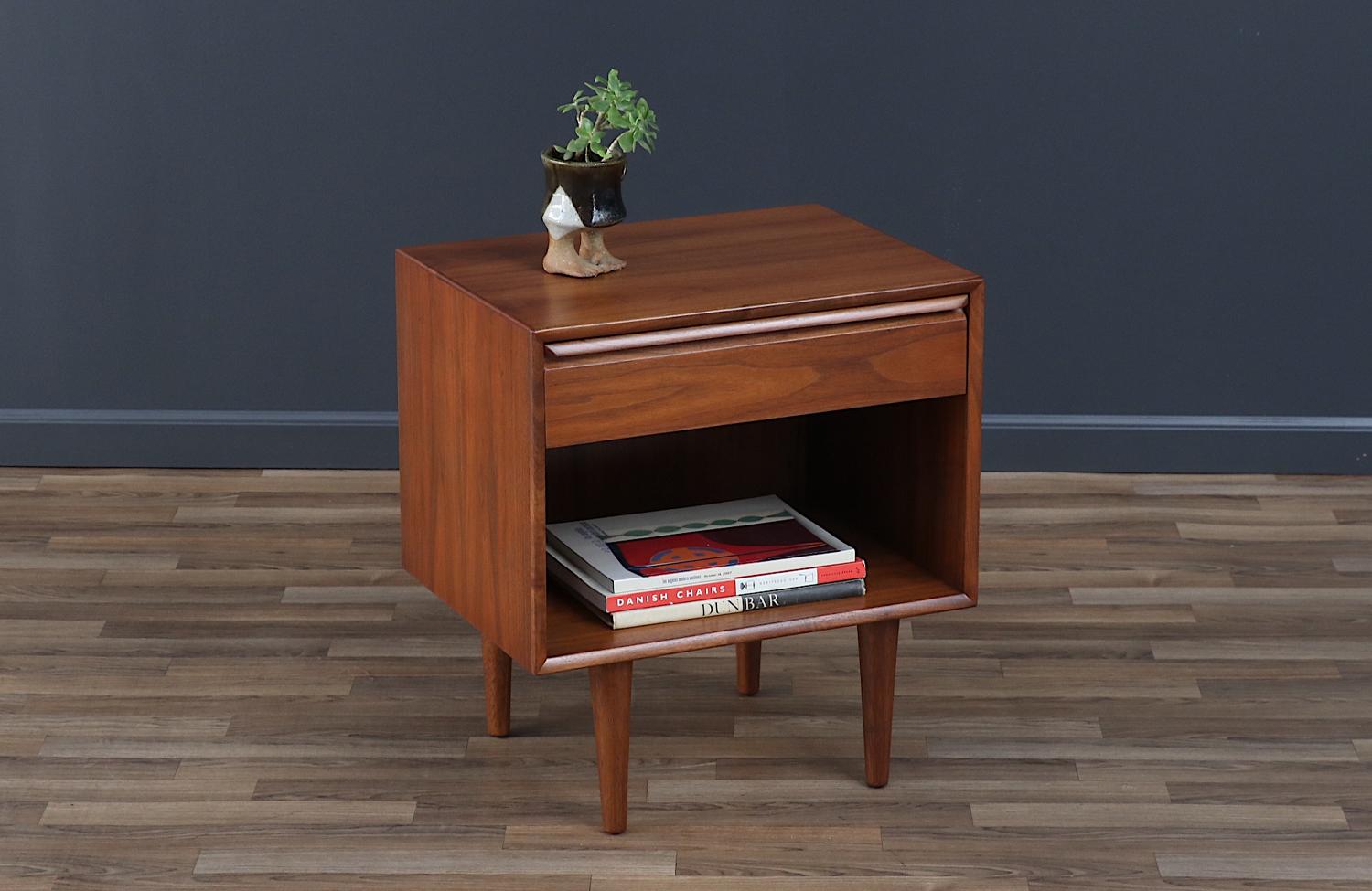 ________________________________________

Transforming a piece of Mid-Century Modern furniture is like bringing history back to life, and we take this journey with passion and precision. With over 17 years of artisanal expertise, our Los Angeles