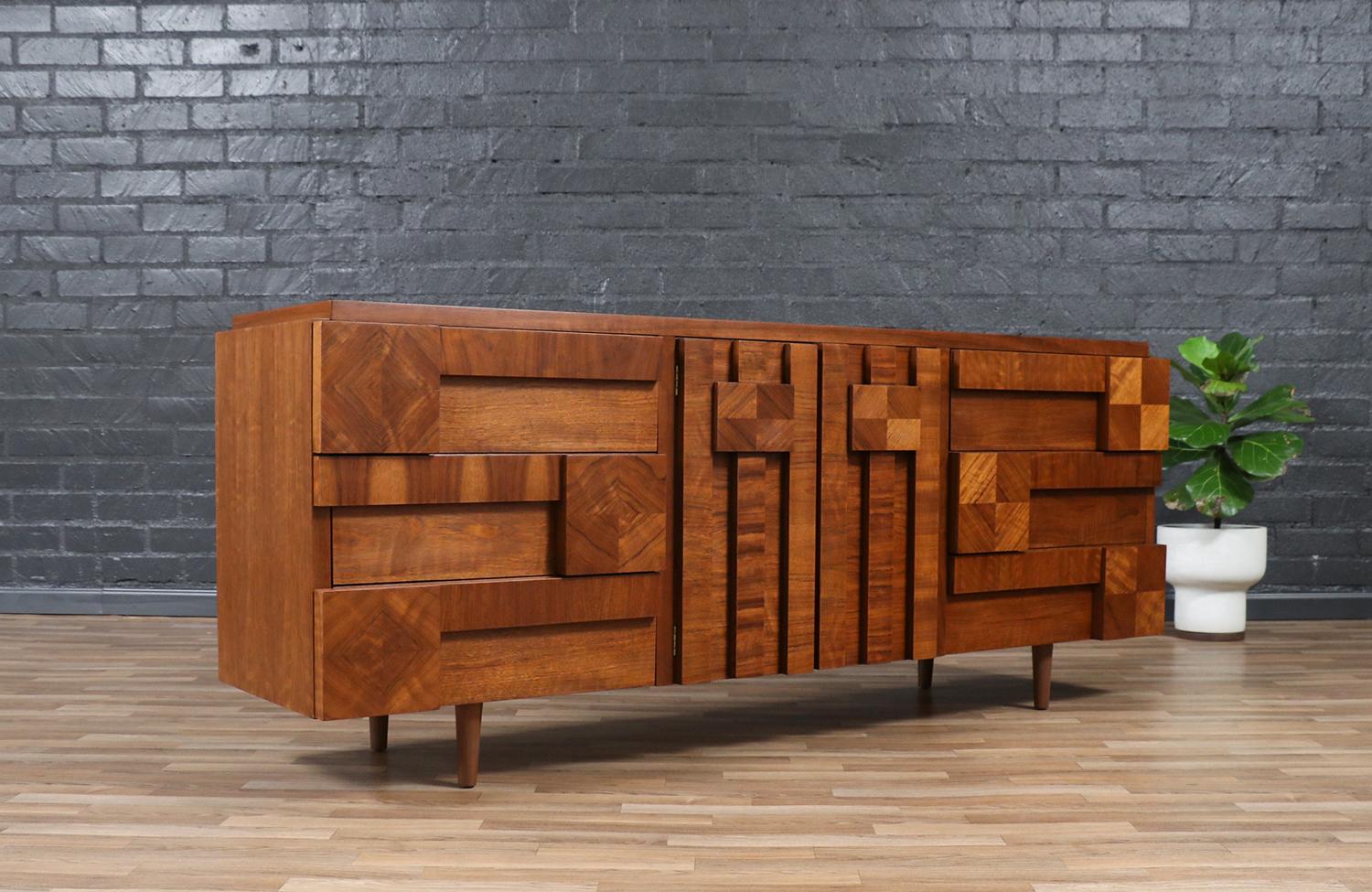 ________________________________________

Transforming a piece of Mid-Century Modern furniture is like bringing history back to life, and we take this journey with passion and precision. With over 17 years of artisanal expertise, our Los Angeles