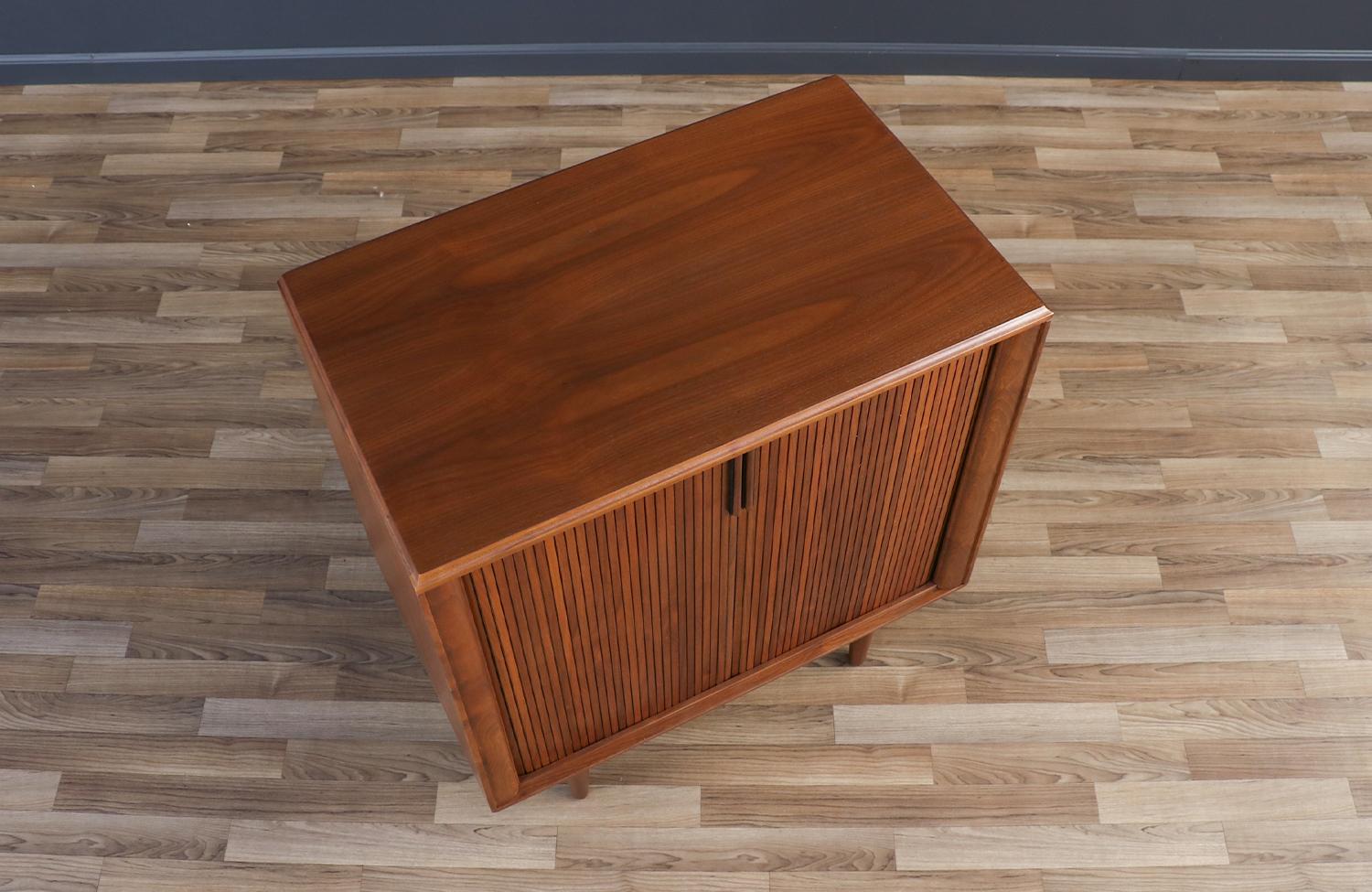 Expertly Restored - Mid-Century Tambour-Door Walnut Cabinet by Barzilay 4