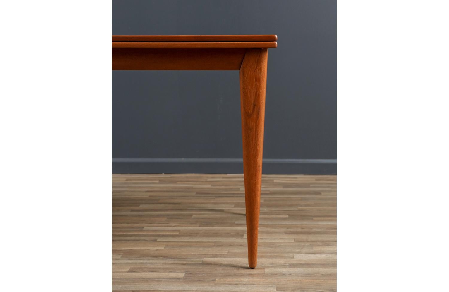 Expertly Restored - Niels Moller Model-12 Expanding Teak Draw-Leaf Dining Table 4