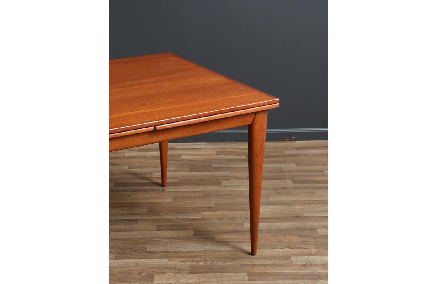 Expertly Restored - Niels Moller Model-12 Expanding Teak Draw-Leaf Dining Table 6