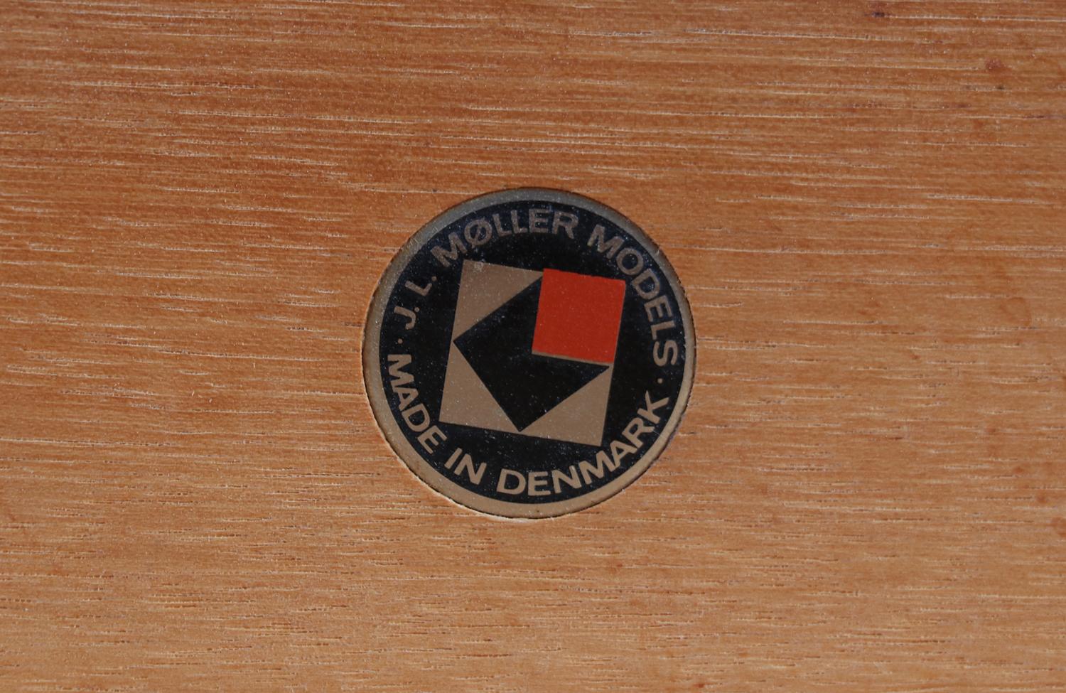 Expertly Restored - Niels Moller Model-12 Expanding Teak Draw-Leaf Dining Table 12