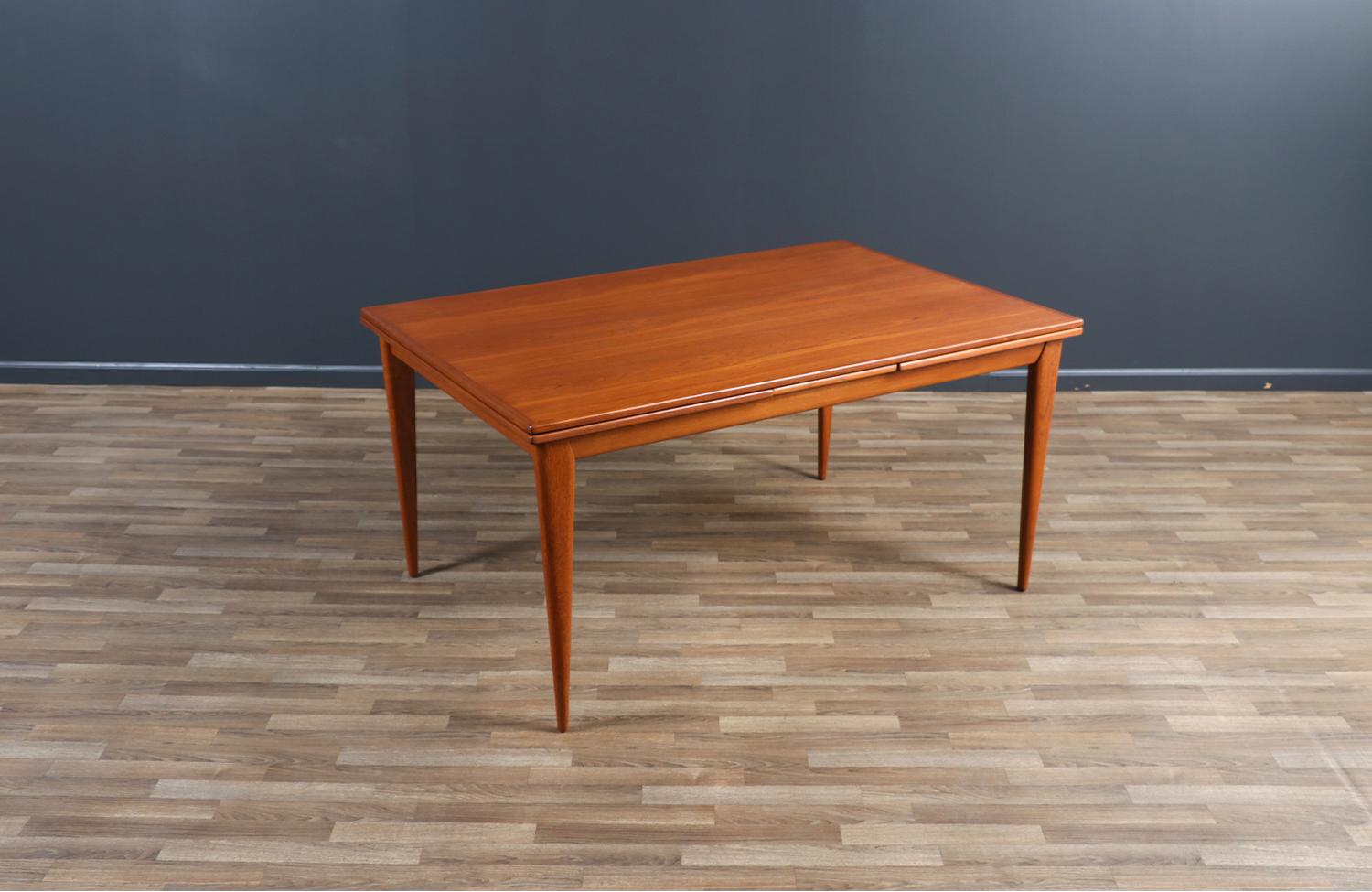 Mid-Century Modern Expertly Restored - Niels Moller Model-12 Expanding Teak Draw-Leaf Dining Table