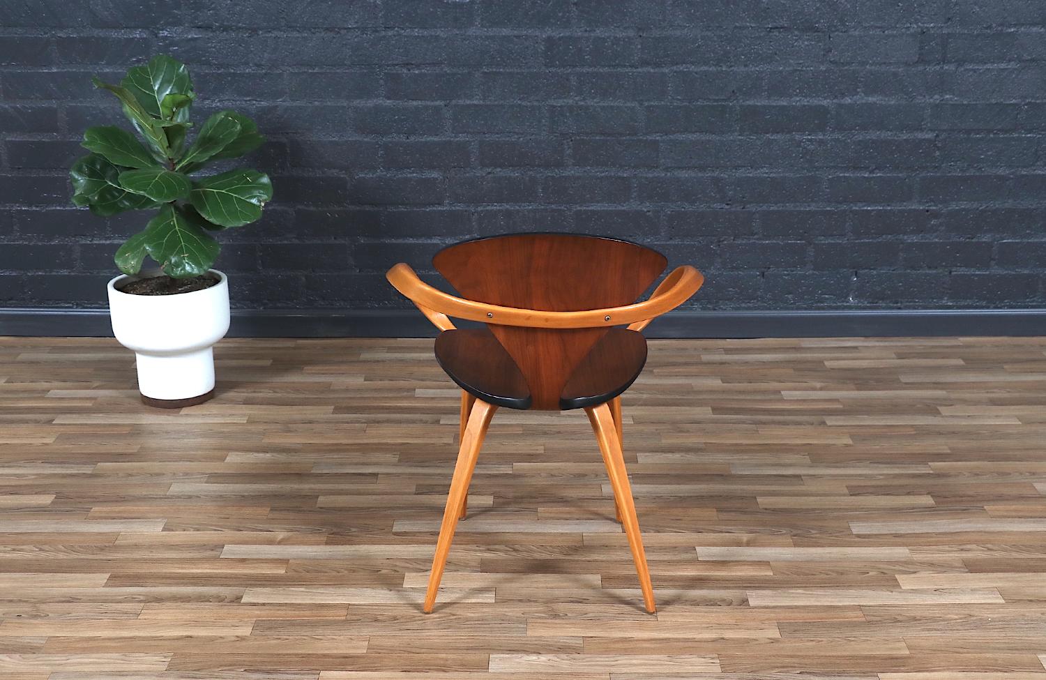 Laminato Restaurata con perizia - Sedia a bracci Norman Cherner 