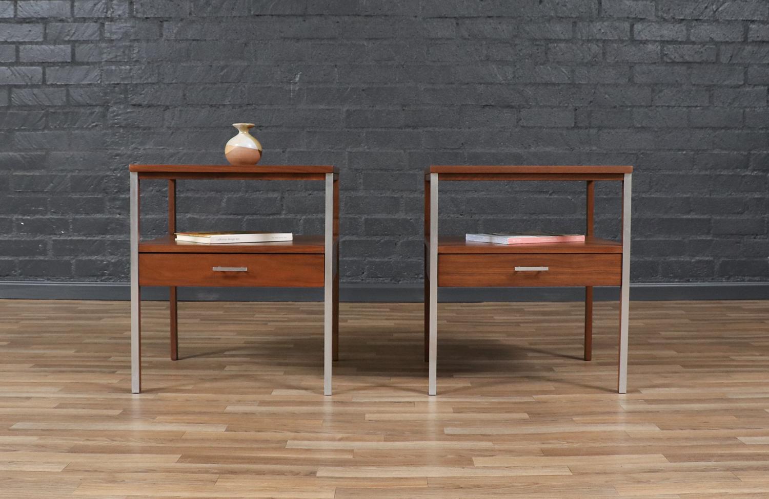 Mid-Century moderno Restaurati con perizia - Comodini 