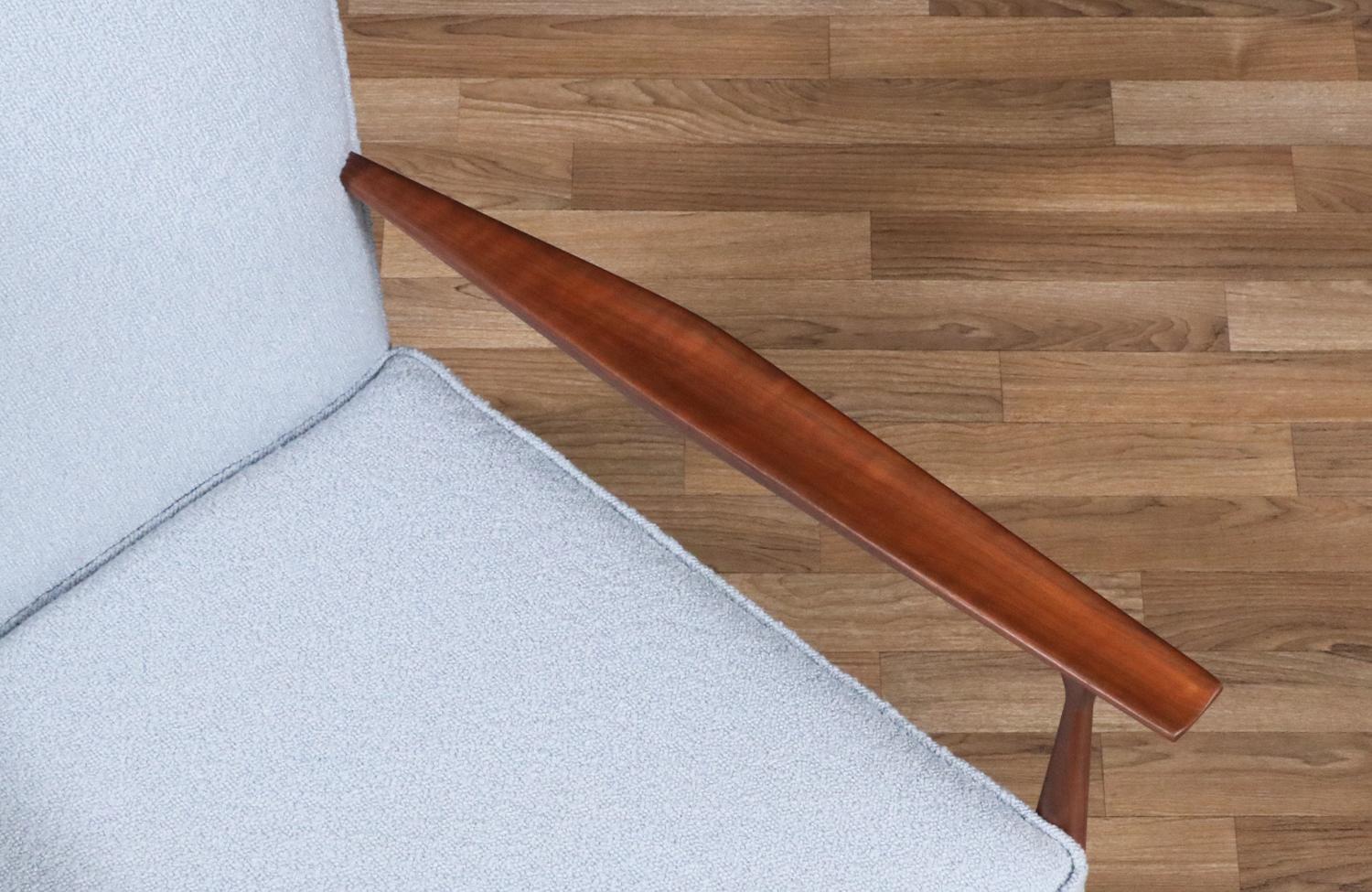 Expertly Restored - Paul McCobb Model-1321 Wing Lounge Chairs for Directional For Sale 1