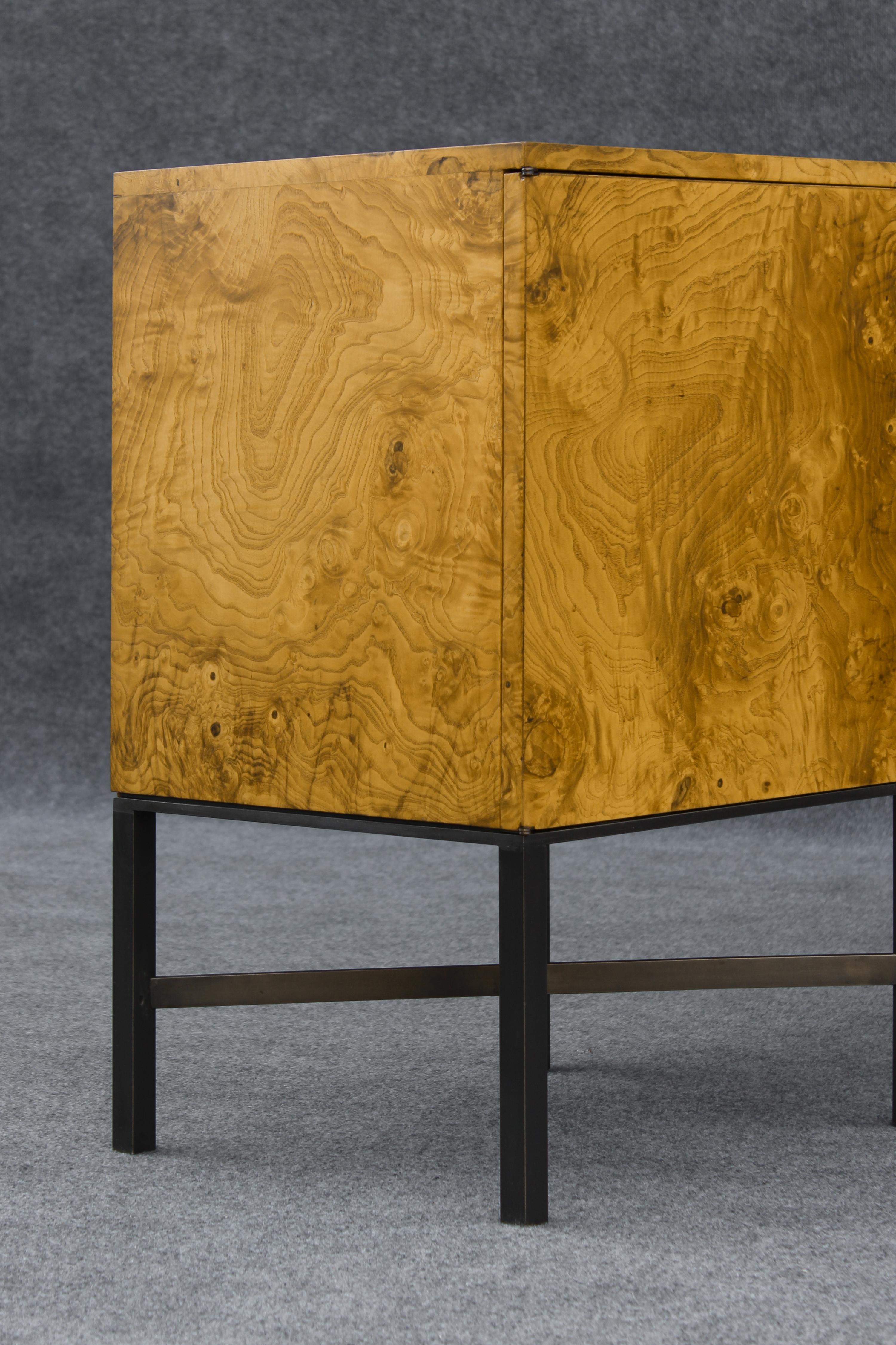 Expertly Restored Roger Sprunger Dunbar Model #7111 Maple Burl Cabinet Sideboard For Sale 1