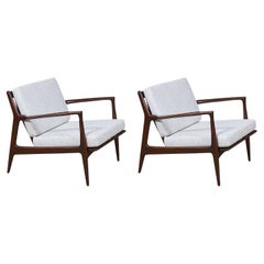 Chaises longues sculptées restaurées par Ib Kofod-Larsen pour Selig