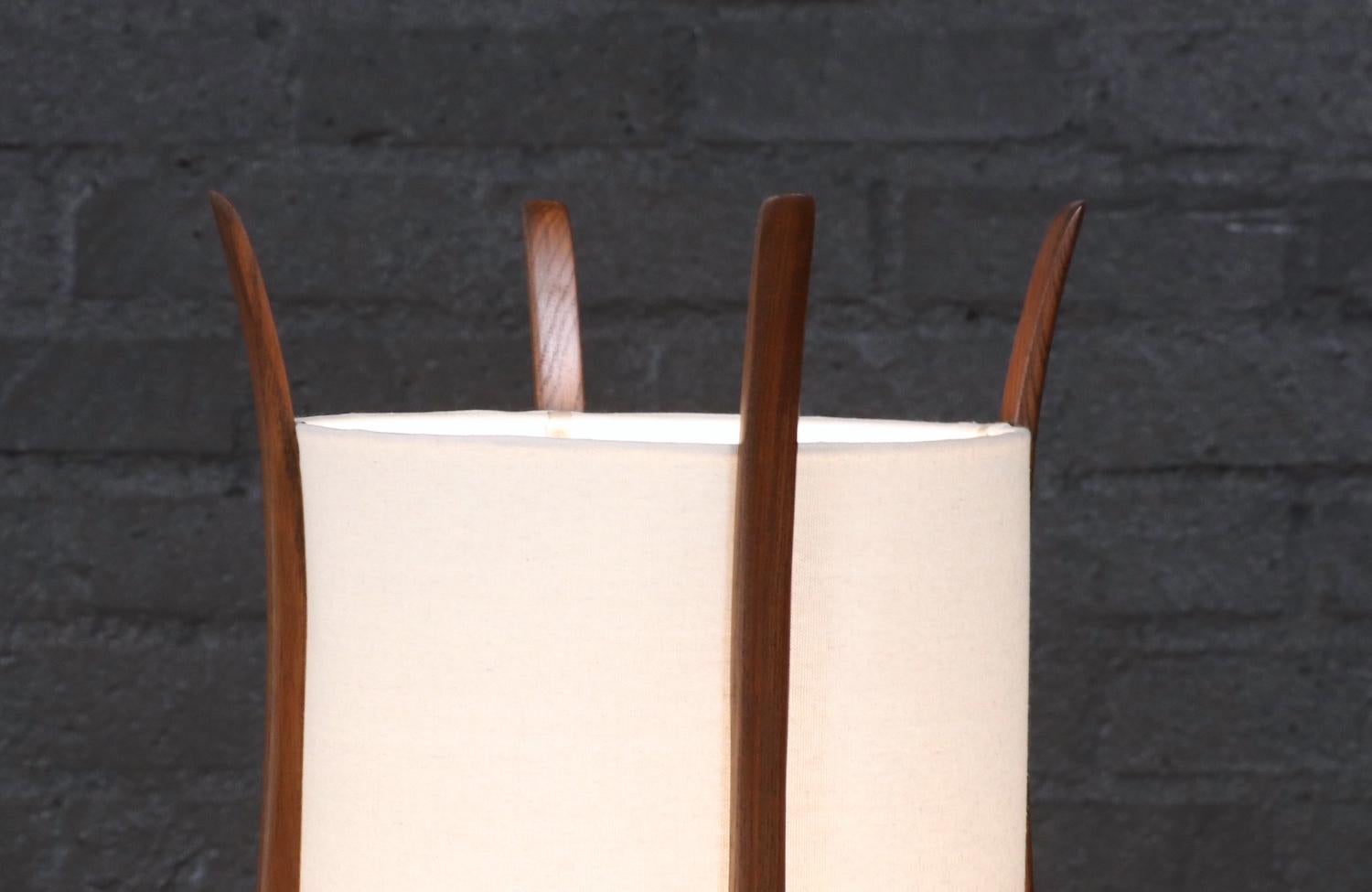 Mid-20th Century Expertly Restored - Sculptural Mid-Century Modern Floor Lamp by Roller Lamp Co.