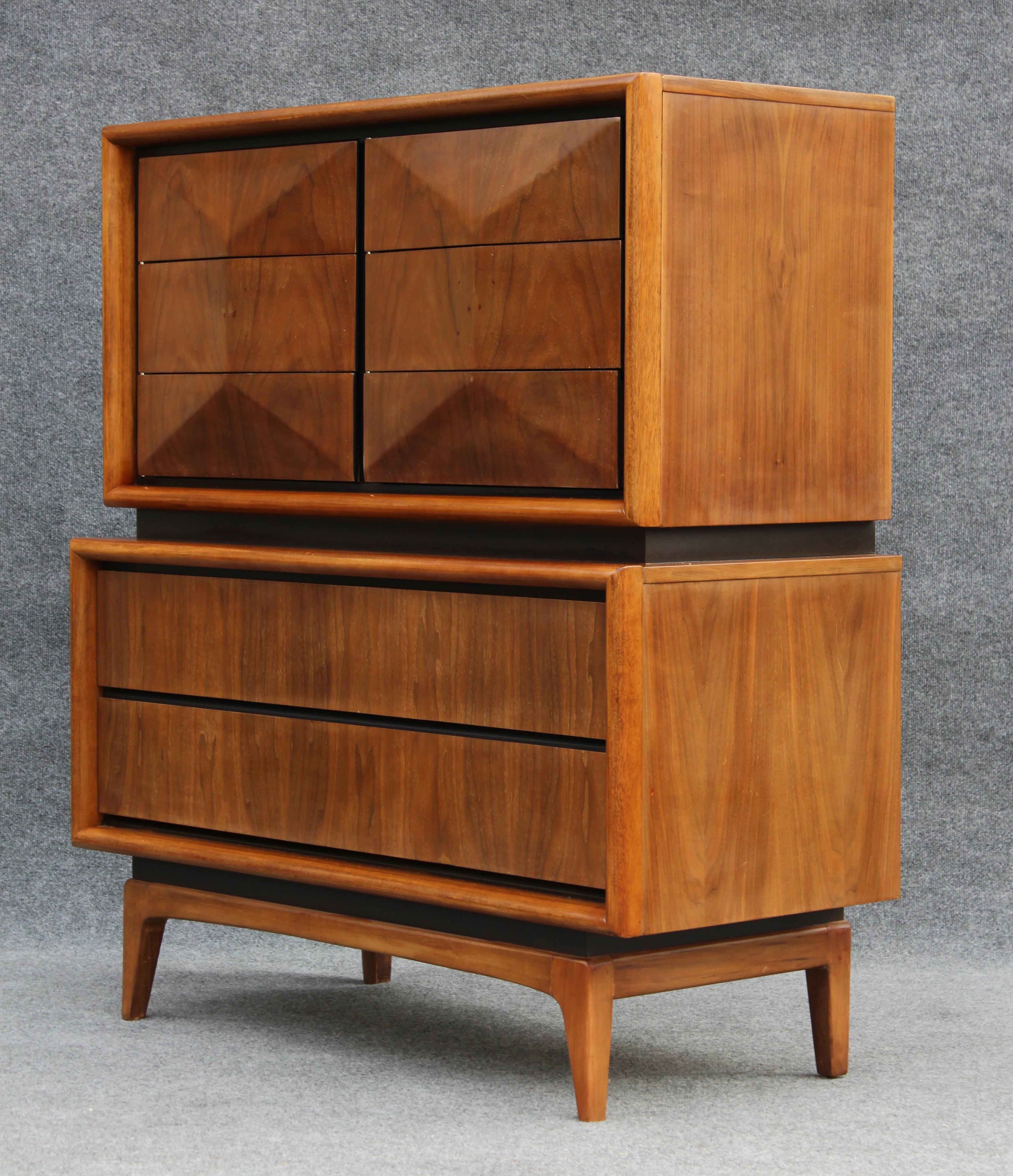 American Expertly Restored United Furniture Diamond Tall Dresser in Cerused Walnut 1960s For Sale