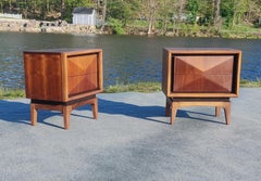 Expertly Restored United Furniture Walnut Diamond Pair Nightstands MCM 1960s