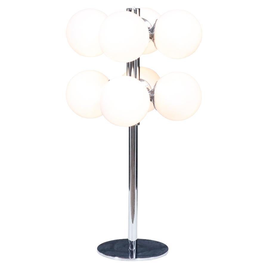 Expertly Restored - Wiring in Working Condition, Shows Minor Wear From Age For Sale