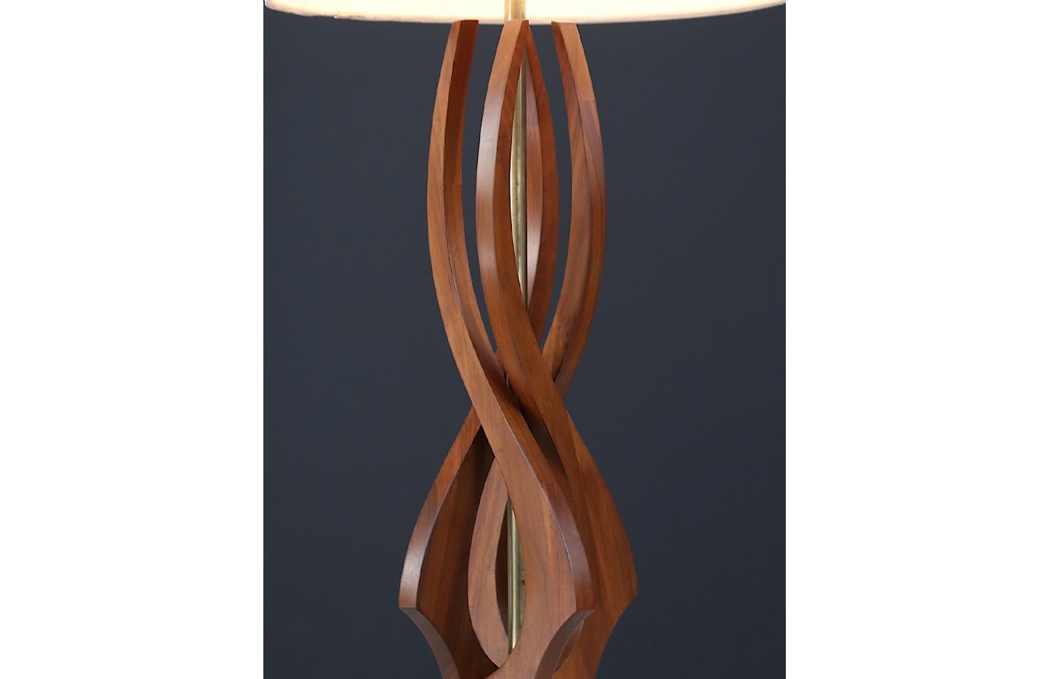 Brass ExpertlyRestored - Mid-Century Modern Sculpted Spiral Walnut Table Lamp For Sale