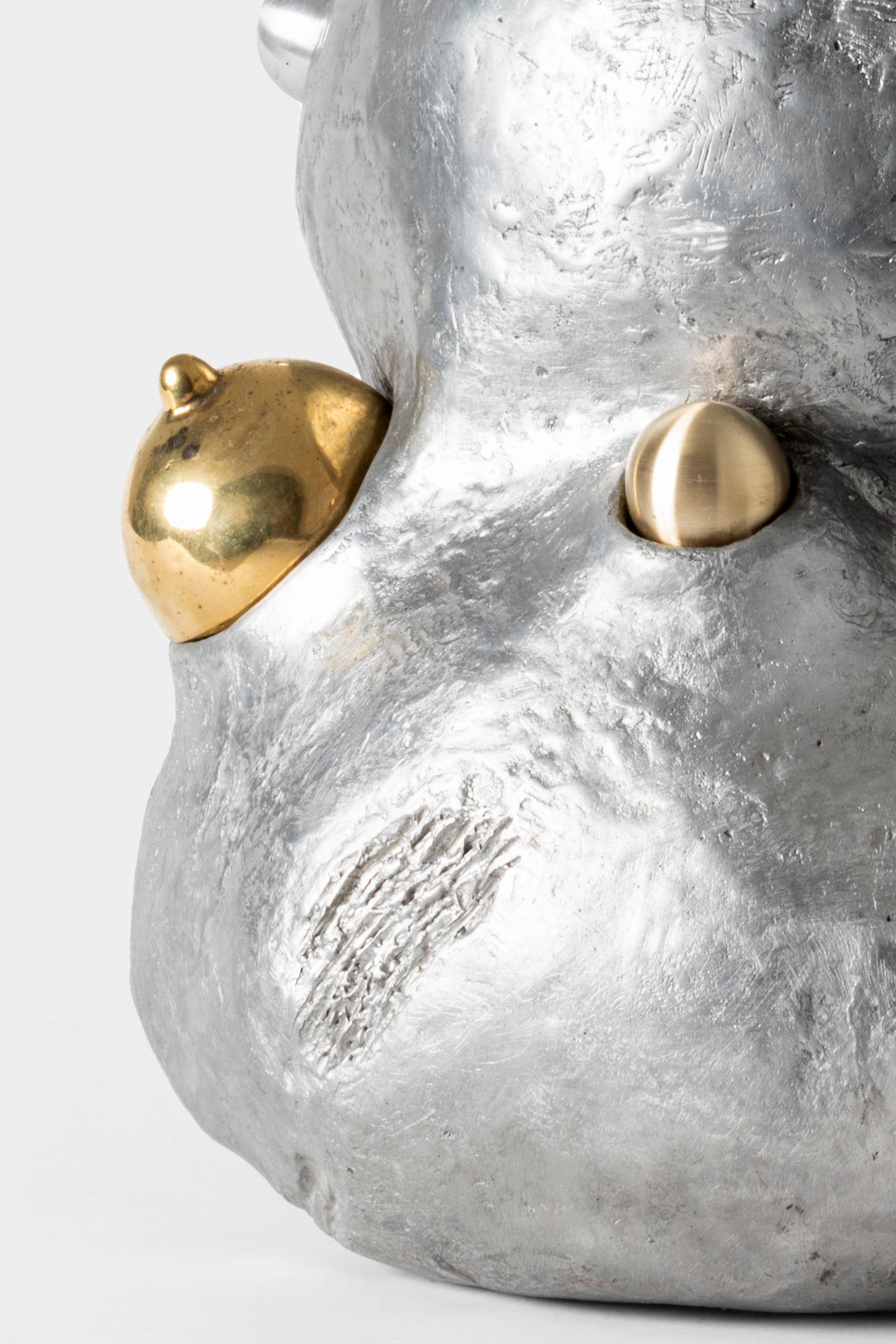 Donna sfruttata, scultura contemporanea in alluminio fuso, parti rimovibili In condizioni Nuovo in vendita a Roma, IT