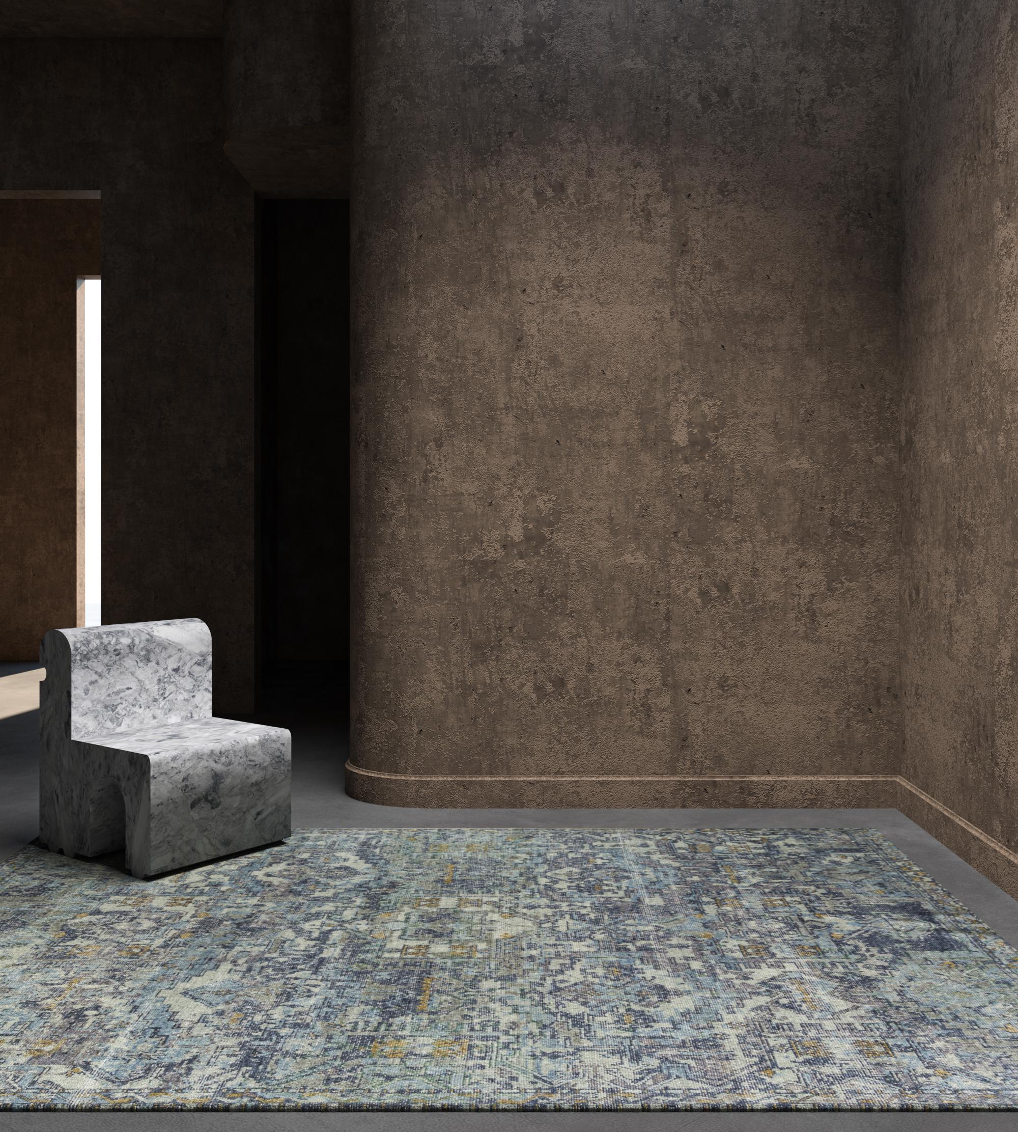 Où les traditions intemporelles rencontrent-elles l'esprit d'exploration ? Ce tapis exquis, noué à la main, est une réponse captivante. S'inspirant de l'héritage artistique de diverses cultures, le tapis mêle harmonieusement des motifs persans