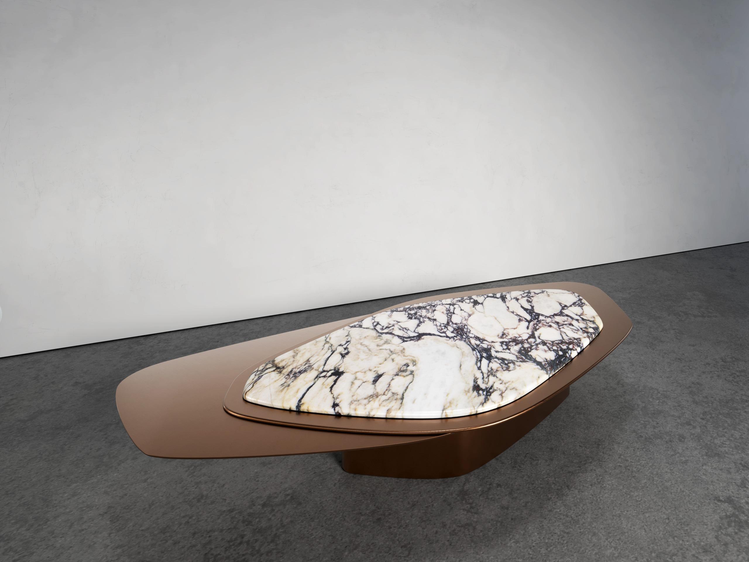 XXIe siècle et contemporain Table basse Explore III en bronze et Calacatta en édition limitée de Grzegorz Majka en vente