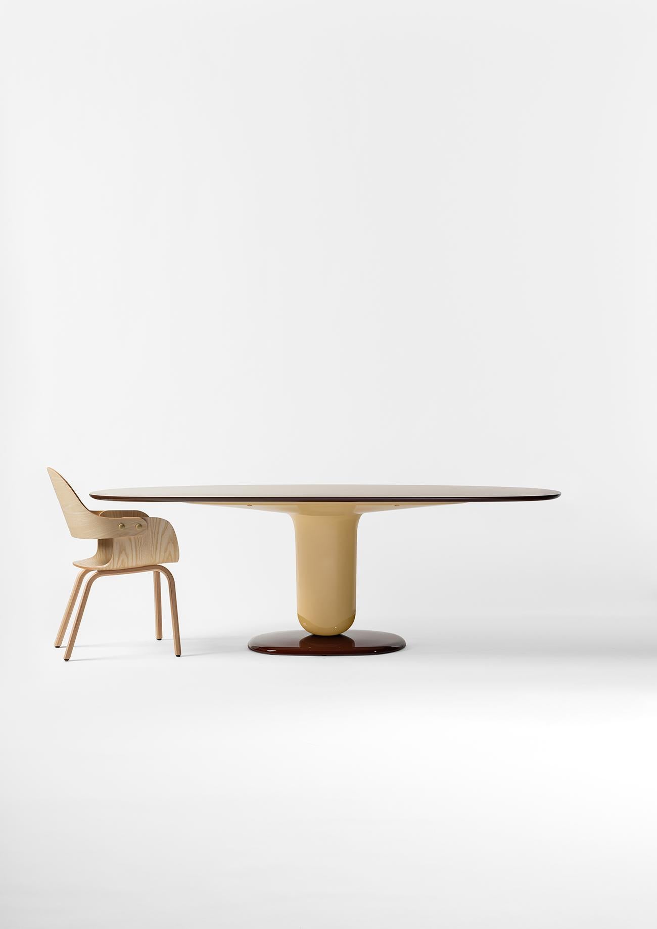 Modern Dining Table Chesnut brown and Biege Gloss Lacquered Fibreglass by Jaime Hayon