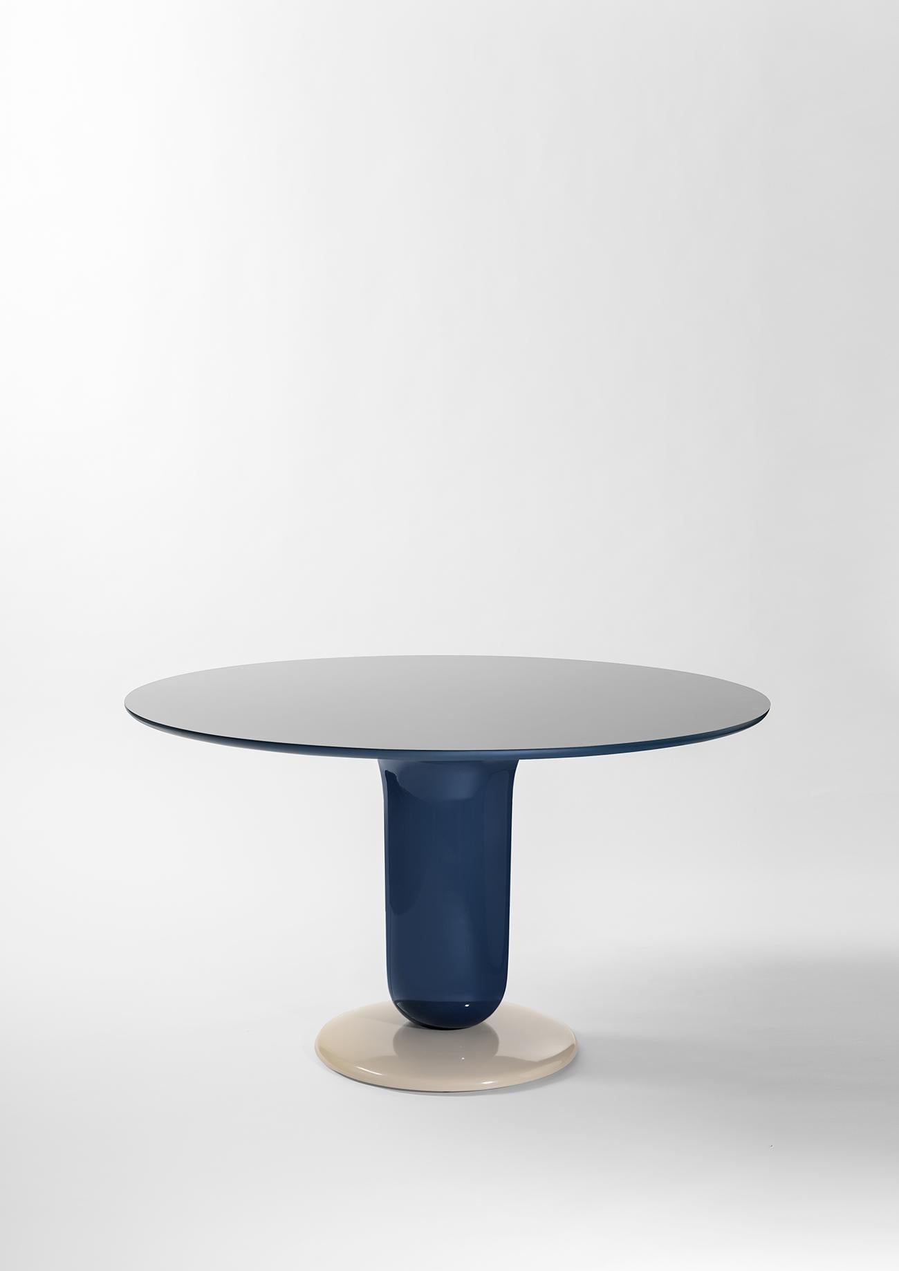 Explorer Dining Table Multilcolor Blue  Gloss Fibreglass Leg by Jaime Hayon For Sale 1