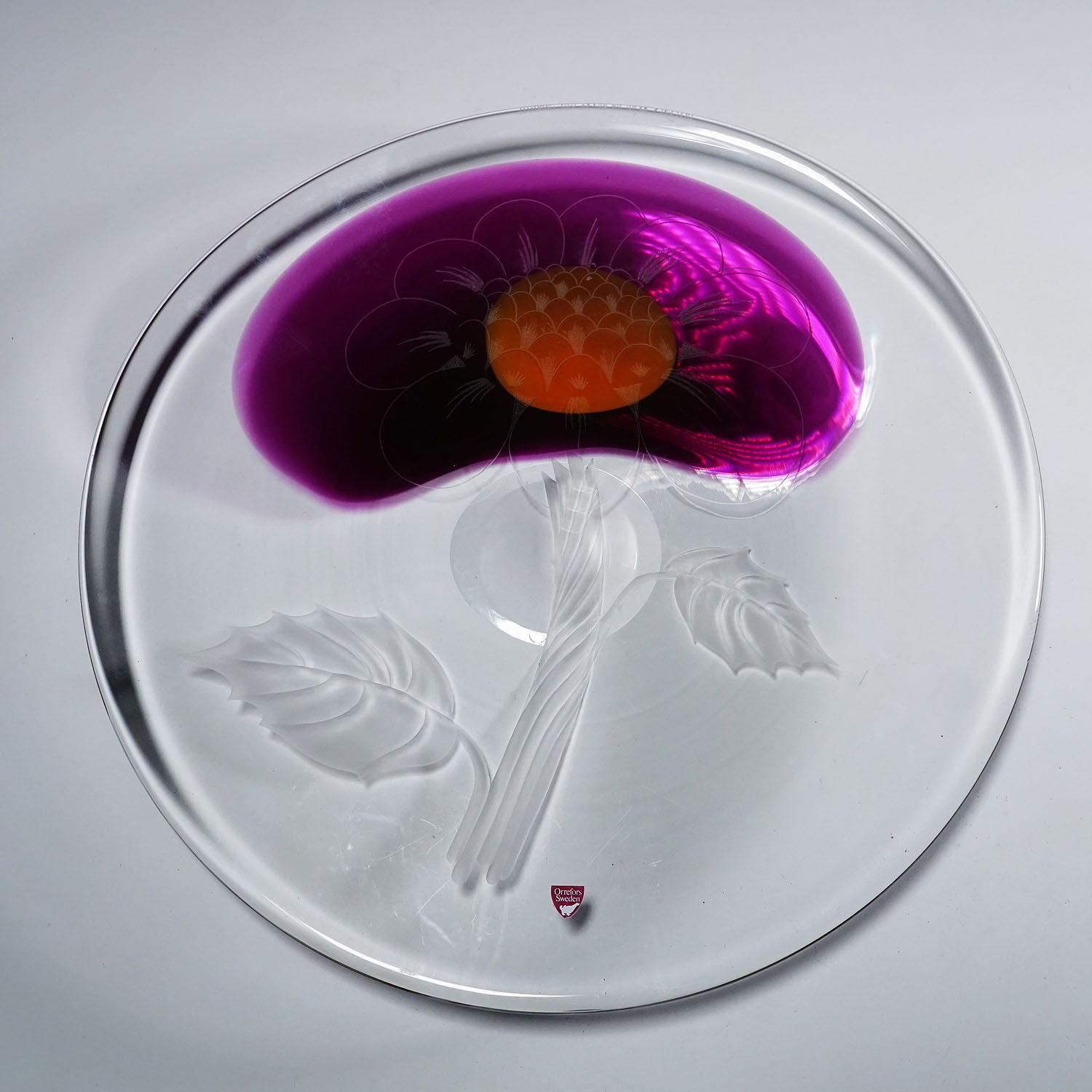 Swedish Expo Art Glass Plate by Olle Alberius for Orrefors, Sweden 1977 For Sale