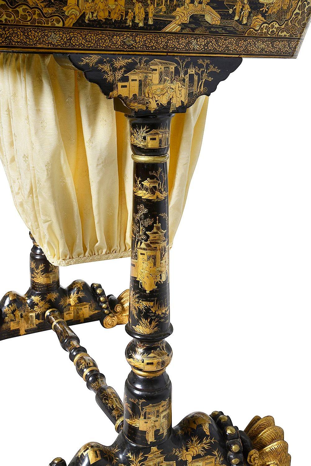 Mid-19th Century Export Lacquer Side / work table, circa 1820 For Sale