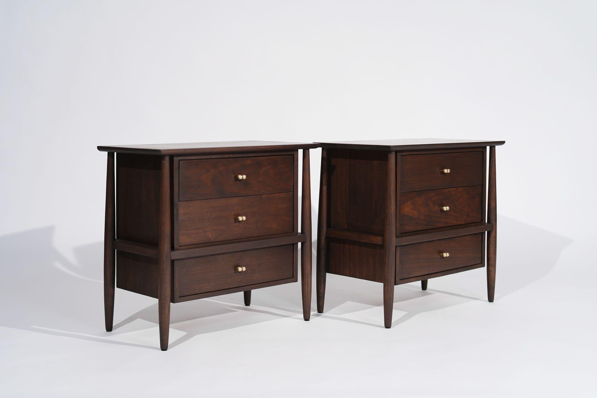 Exposed Framework Bedside Tables in Walnut by John Stuart, C. 1950s In Excellent Condition For Sale In Westport, CT