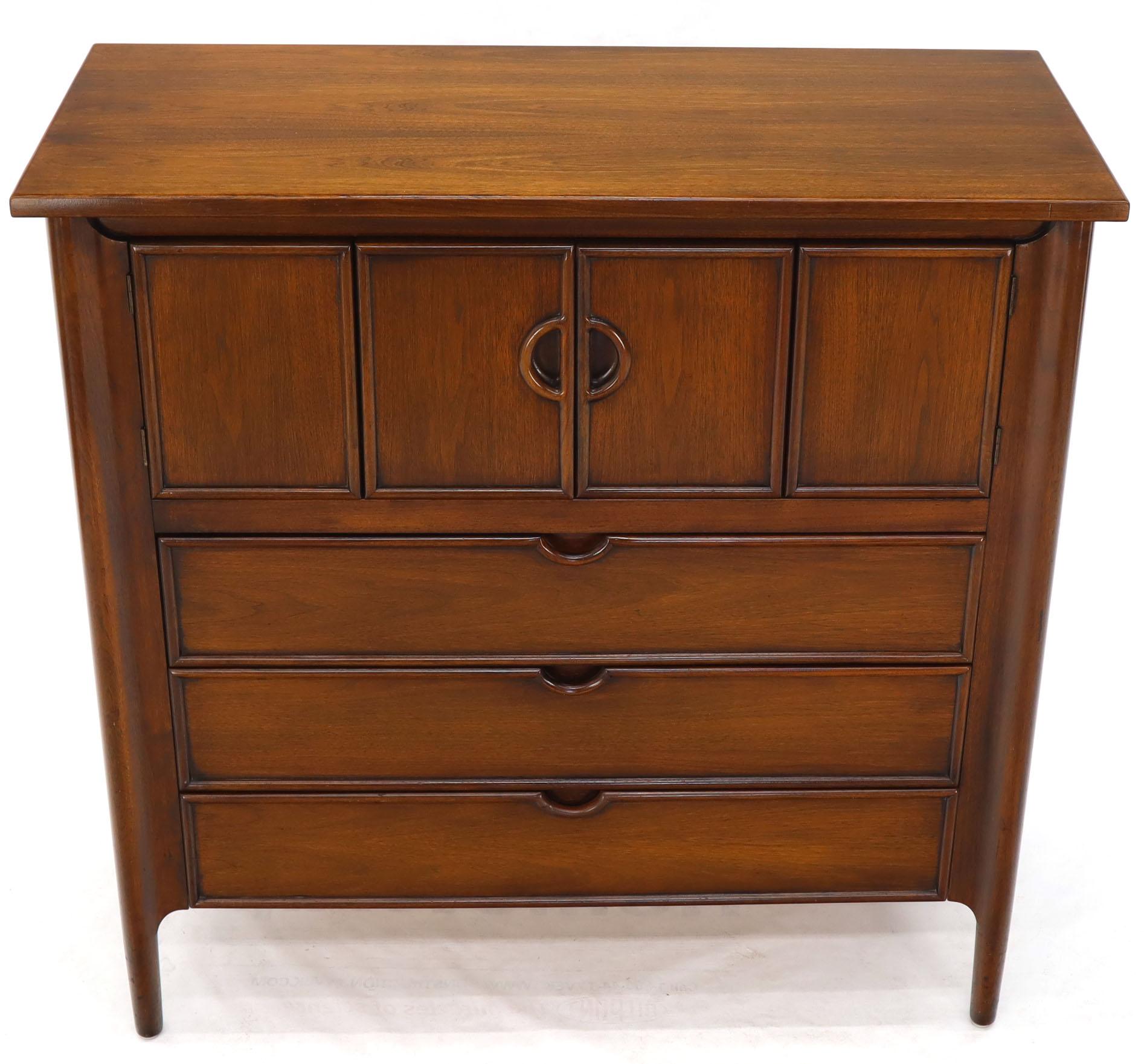 Lacquered Exposed Sculptural Legs Double Accordion Door Compartment 3 Drawers Gentleman's For Sale