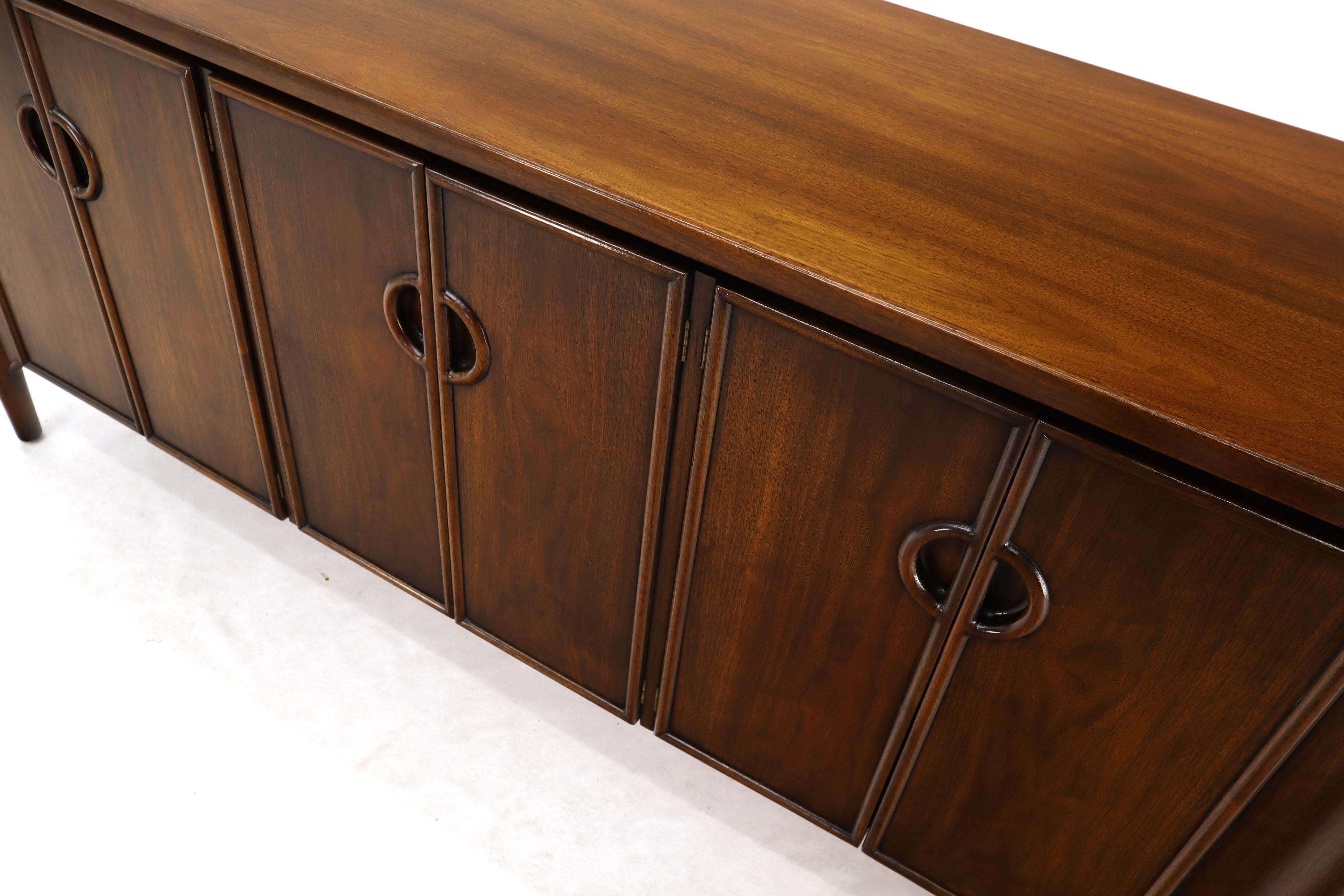 American Exposed Sculptural Legs Nine Drawers Long Dresser Credenza For Sale
