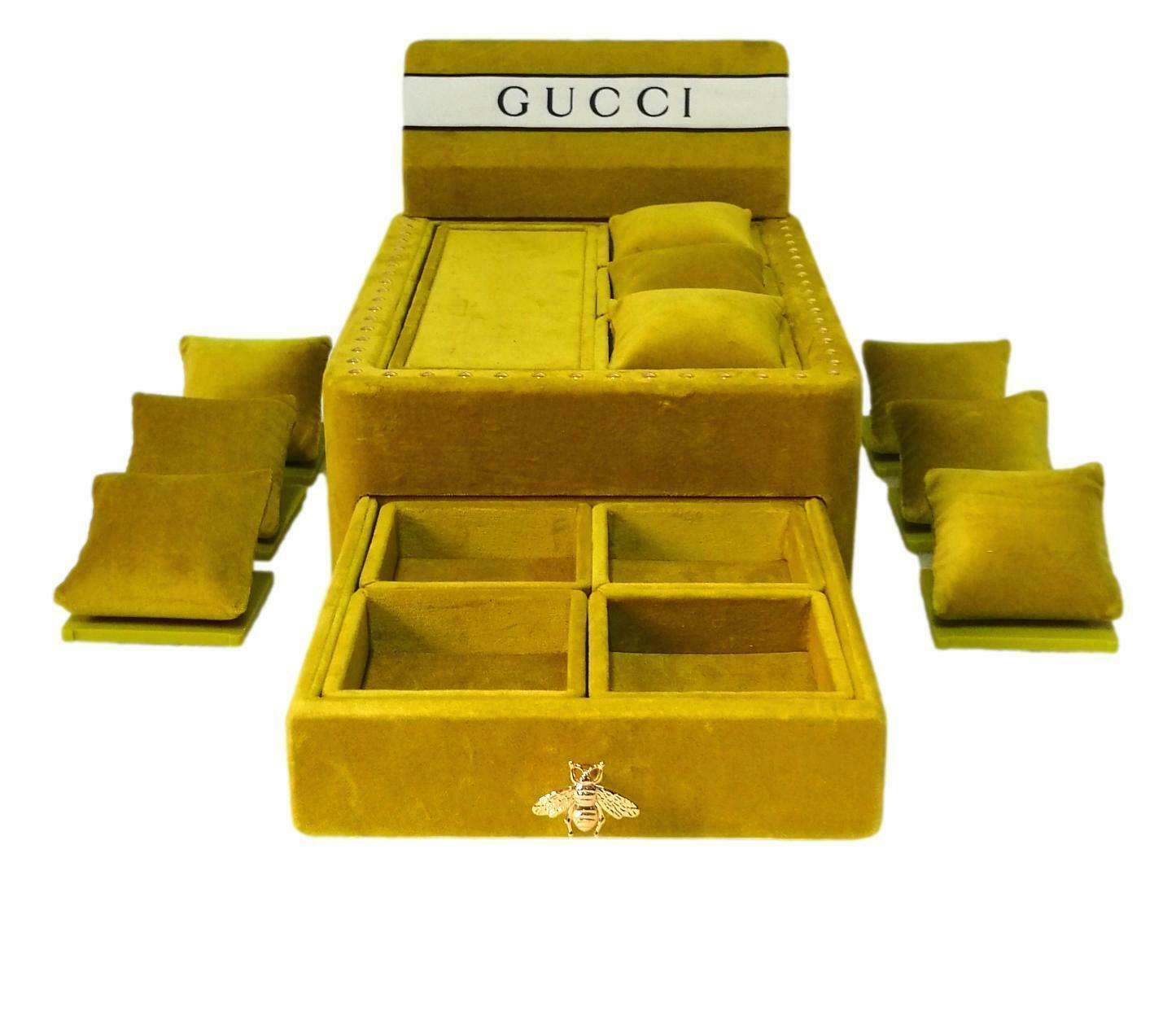 Expositor Advertising Store Dealer for Watches and Jewelry Original Gucci Yellow In Good Condition In taranto, IT