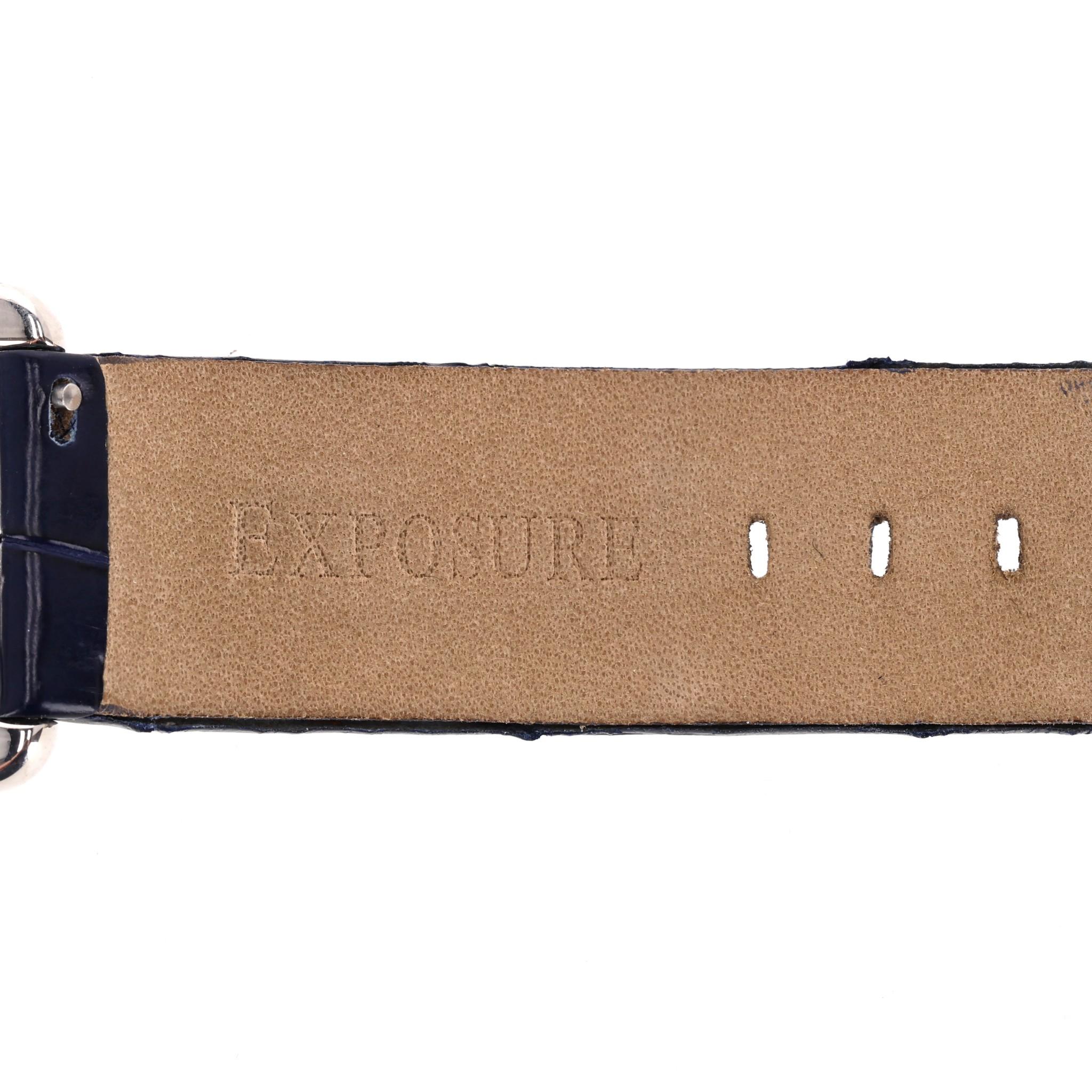 Montre suisse Exposure avec bracelet en peau d'alligator en vente 7