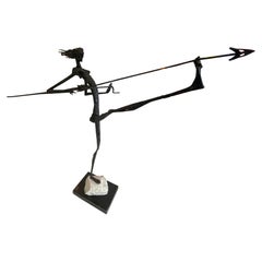 Scultura espressionista in bronzo su base di pietra e bronzo