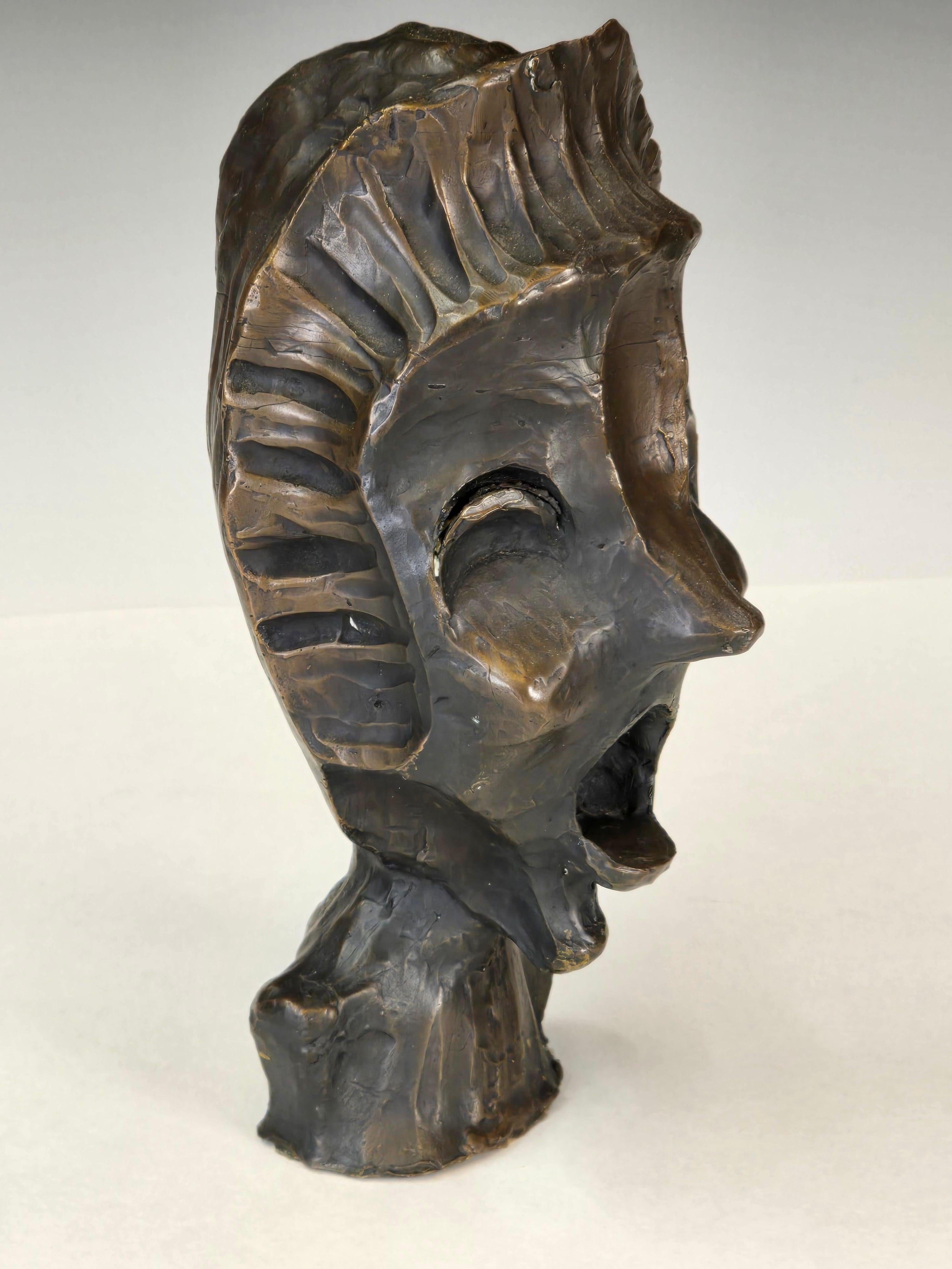 Espressionista Busto espressionista in bronzo fuso in vendita