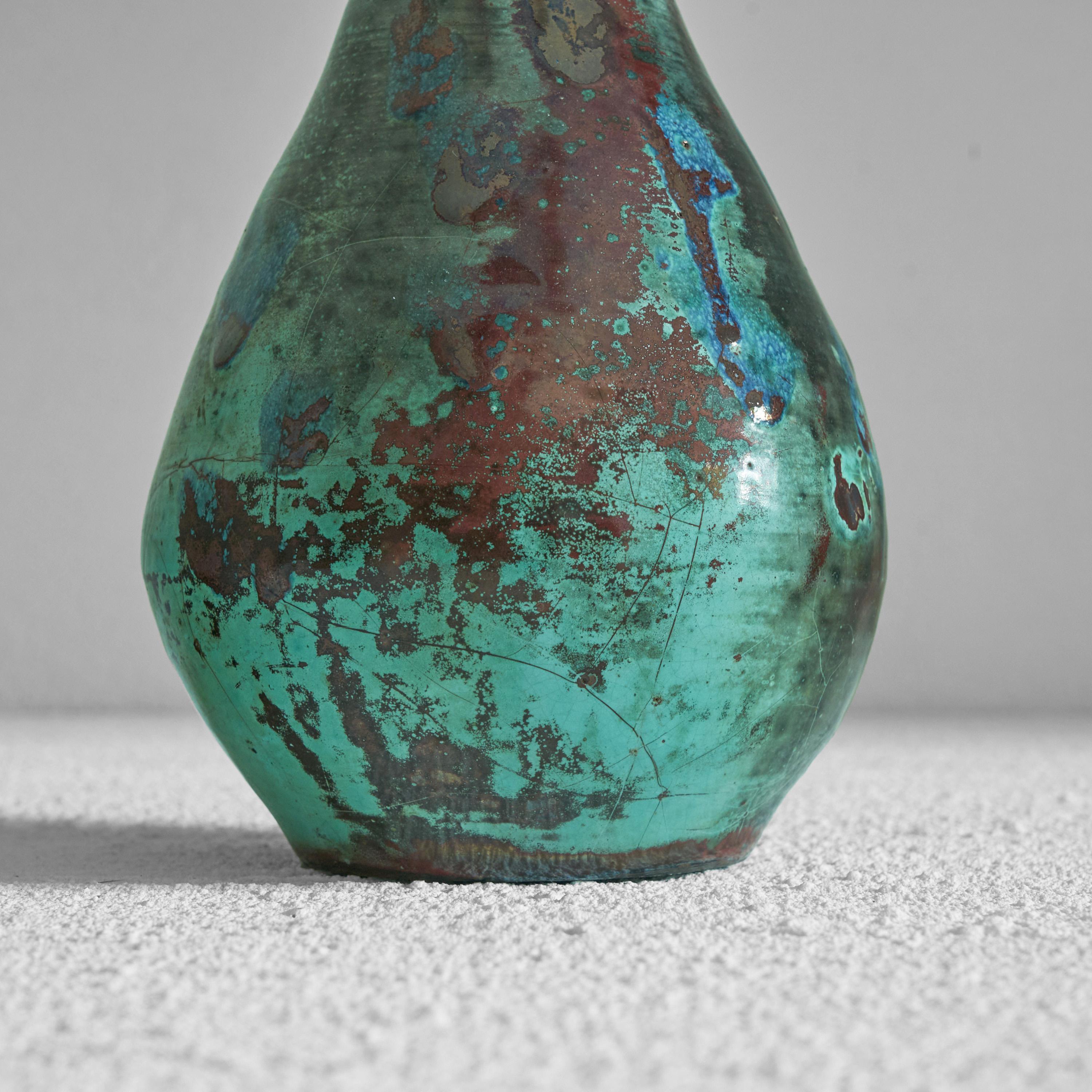 Céramique Vase de poterie émaillée expressionniste des années 1920 en vente