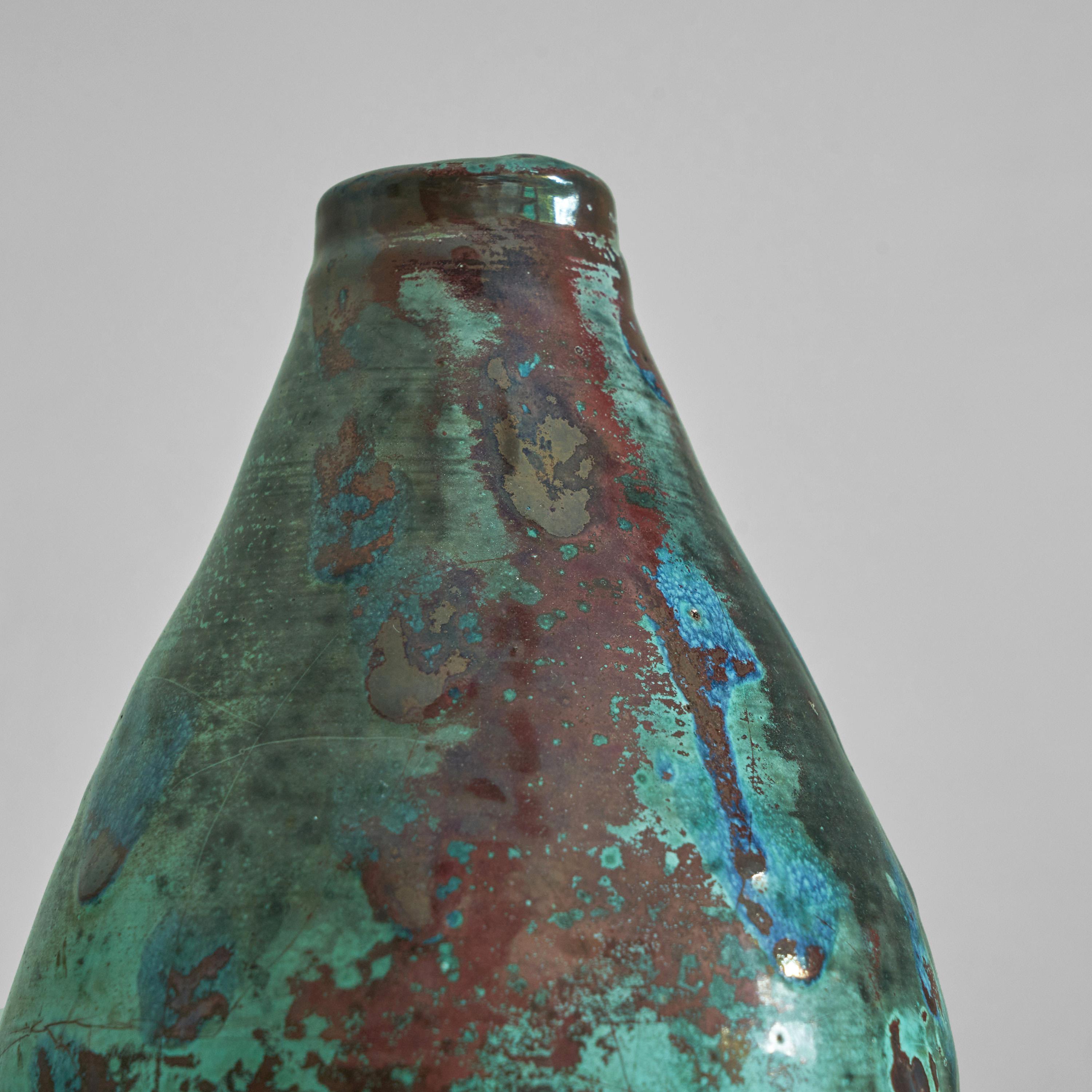 Vase de poterie émaillée expressionniste des années 1920 en vente 1