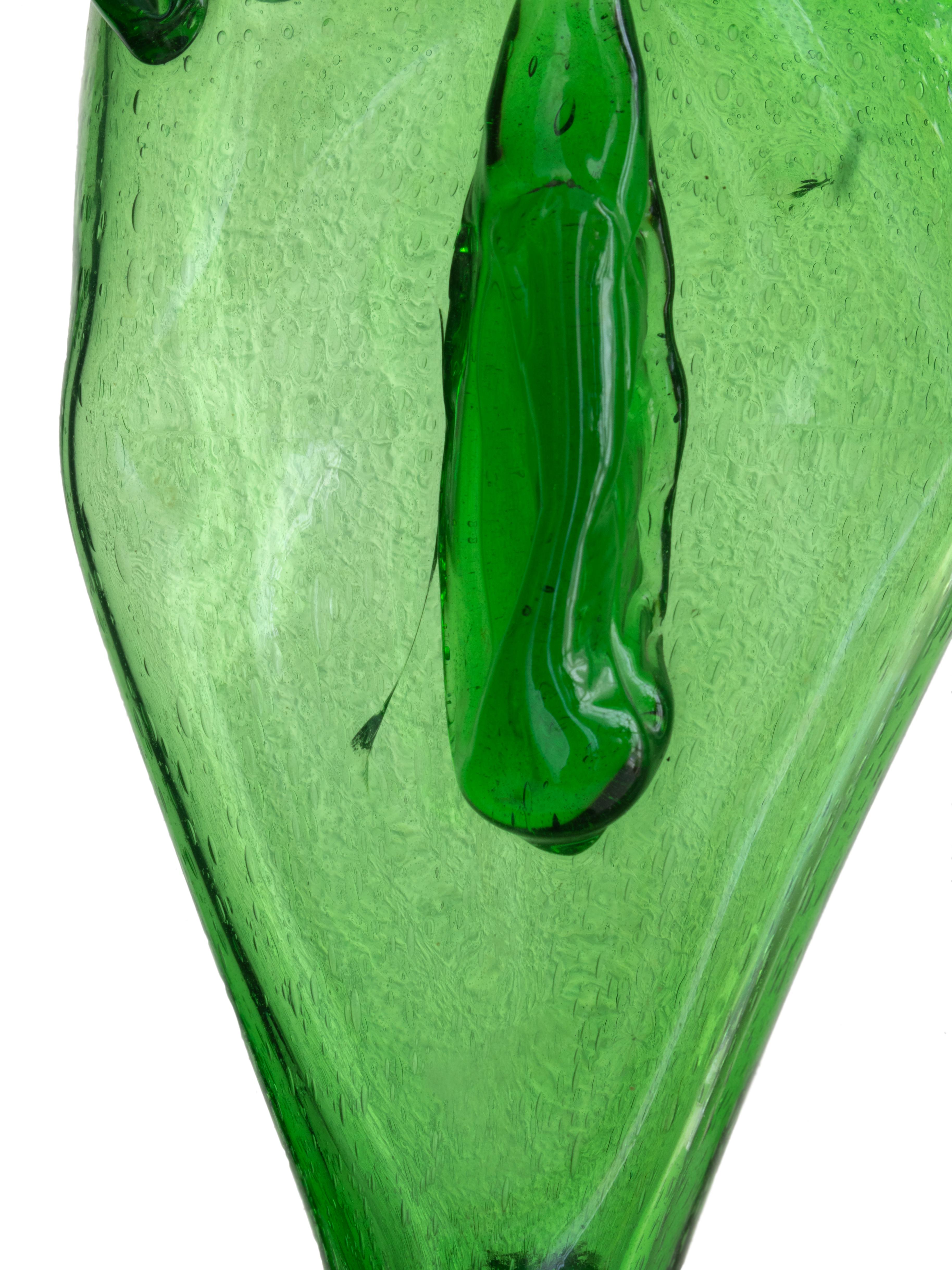 Vetro Scultura espressionista in vetro verde, A. Colucci, anni '50 in vendita