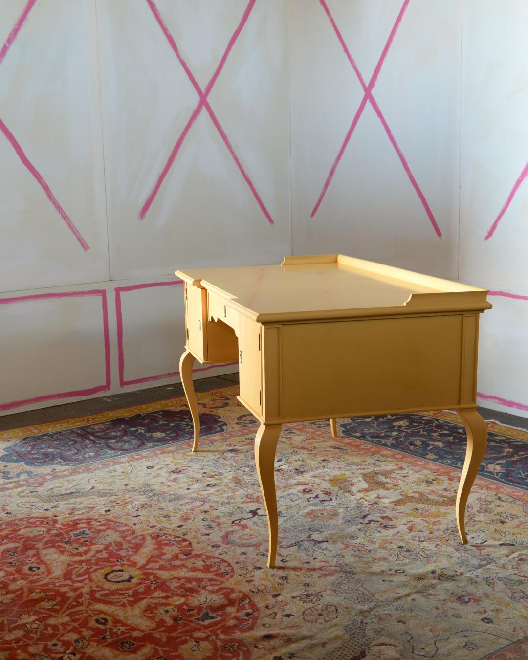 Expressionist Rococo Berlin Deko Bureau-Plat/Desk, Lacquered in Saffron Yellow in vendita 11