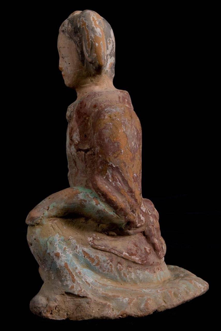 18th Century and Earlier Expressive Court Lady in Orange Terracotta - Wei Dynasty, China '386-557 AD' For Sale